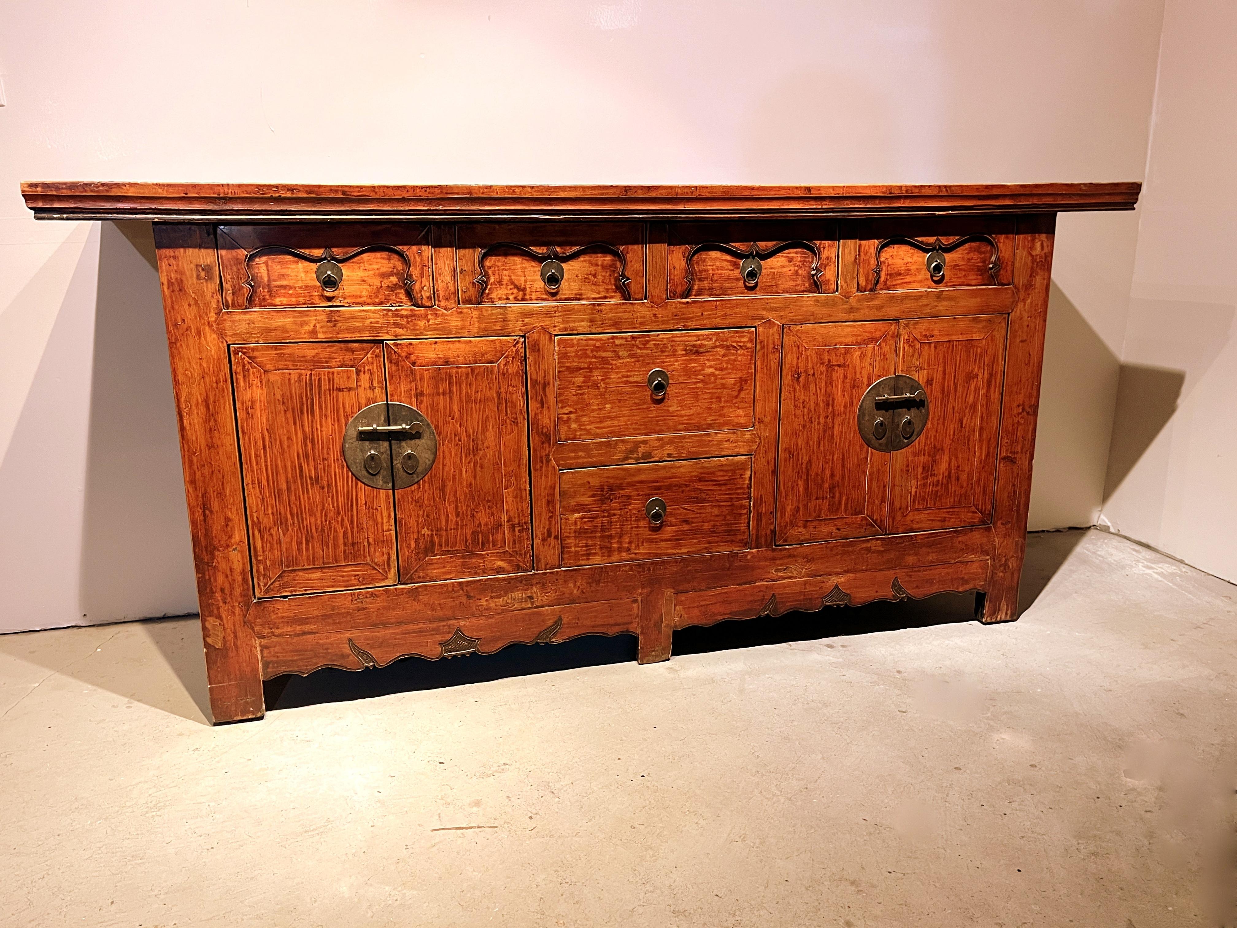Lucidato Credenza asiatica Jumu Wood in vendita