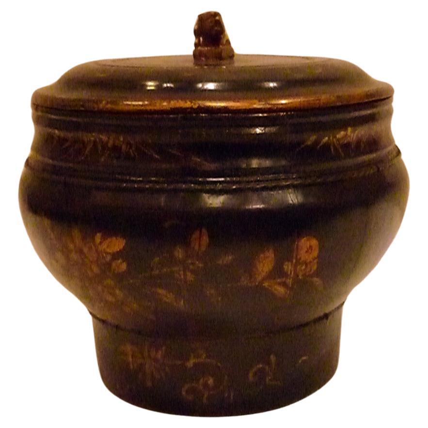 Asian Lacquer Dessert Wooden Container with Cover For Sale