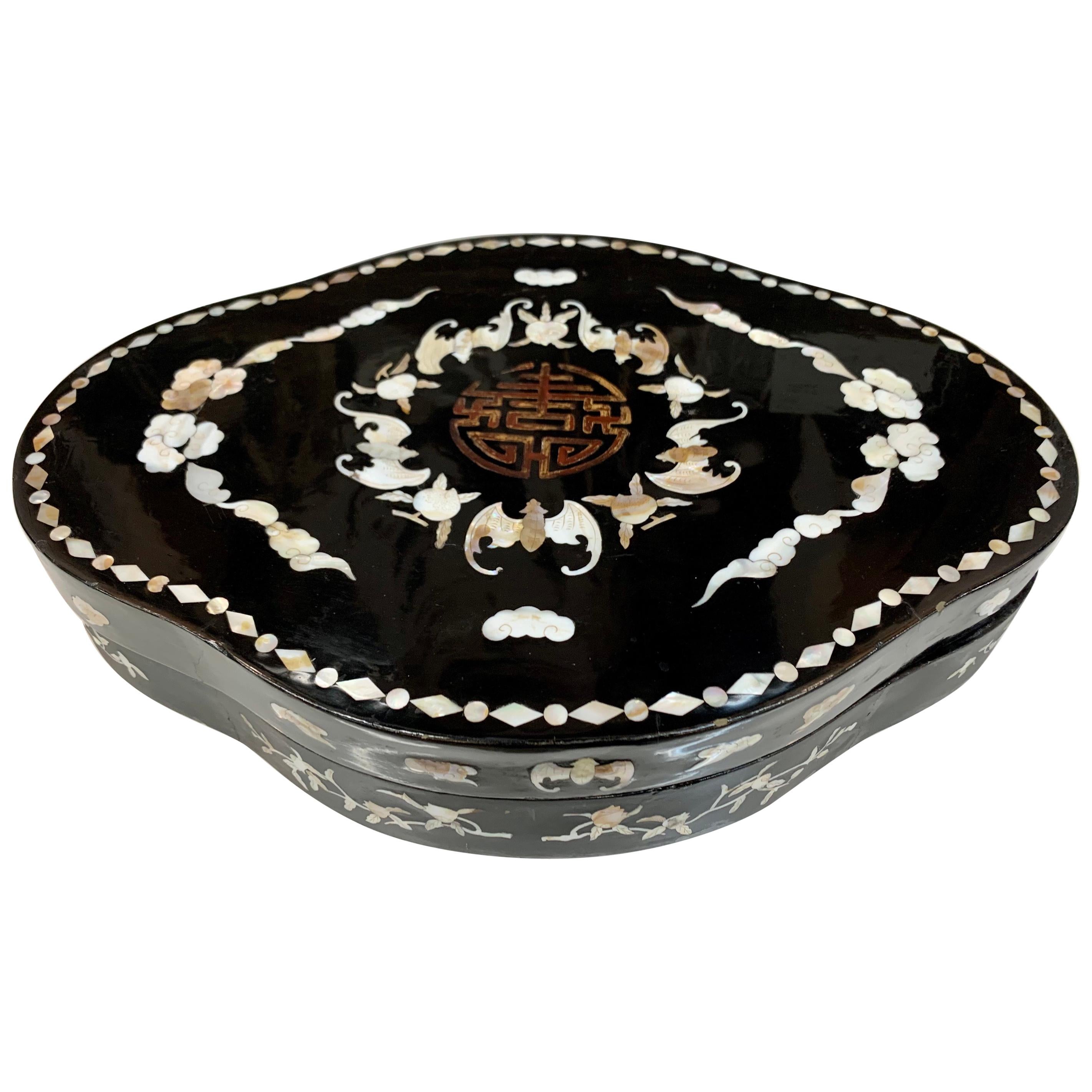 Asian Lacquered Mother of Pearl Biomorphic Jewelry Box