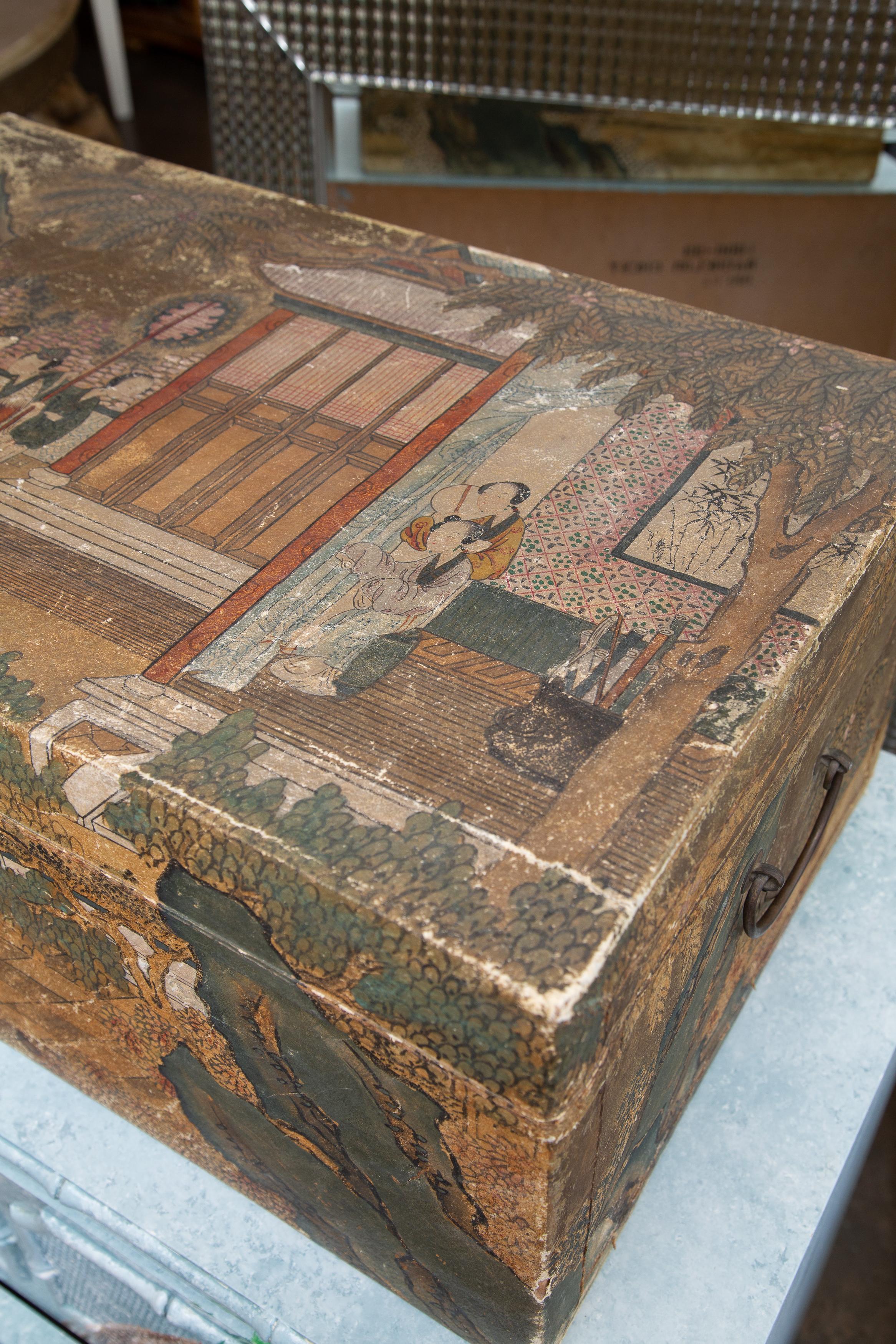 Asian Lidded Box/Trunk In Good Condition In WEST PALM BEACH, FL
