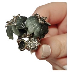 Asiatischer Lilienring 18K Weißgold mit Katzenaugenblüten und 3ct Saphiren