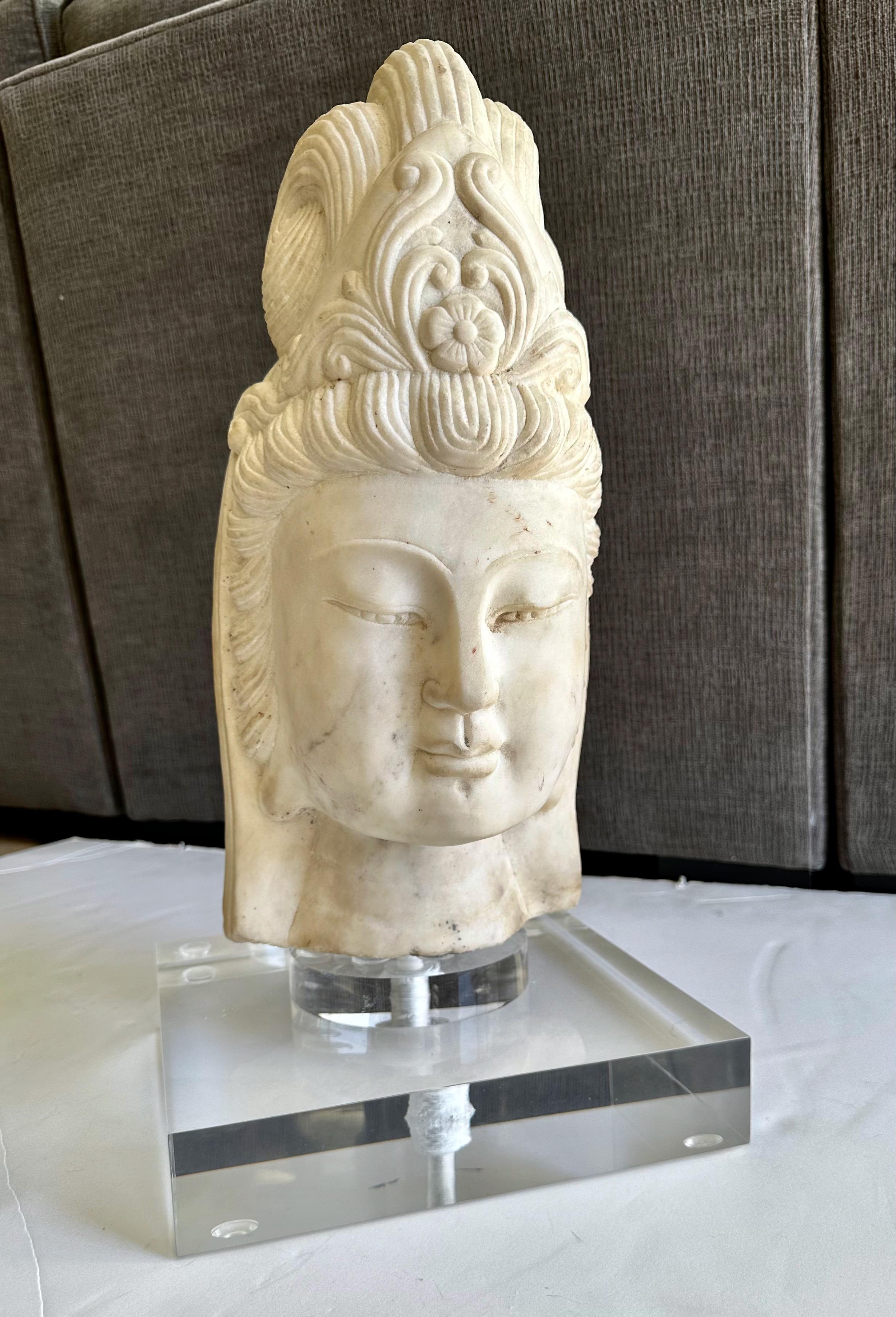 Asiatischer Marmor Quan Yin Buddha Büste oder Kopf im Angebot 5