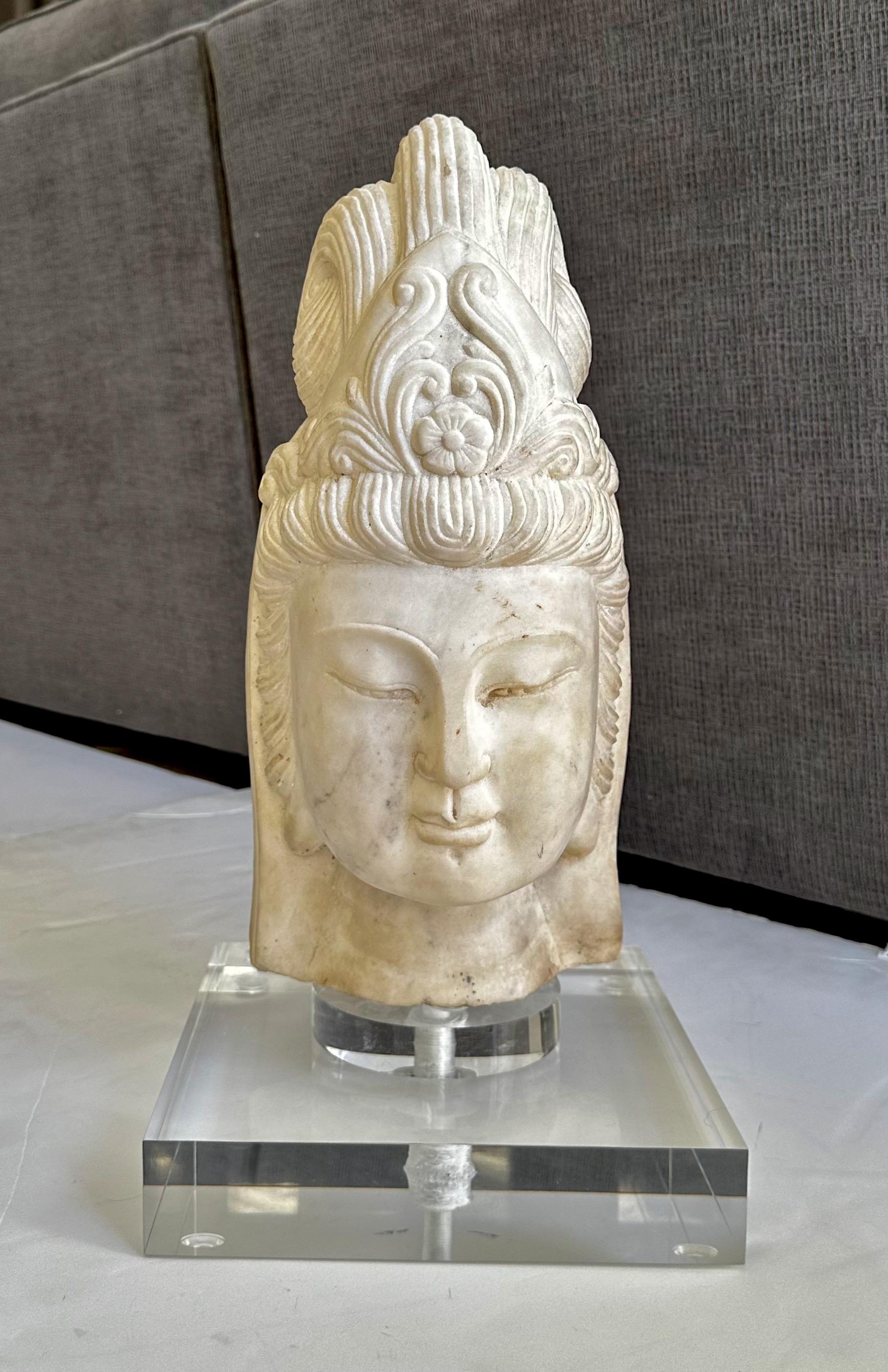 Asiatischer Marmor Quan Yin Buddha Büste oder Kopf im Angebot 13
