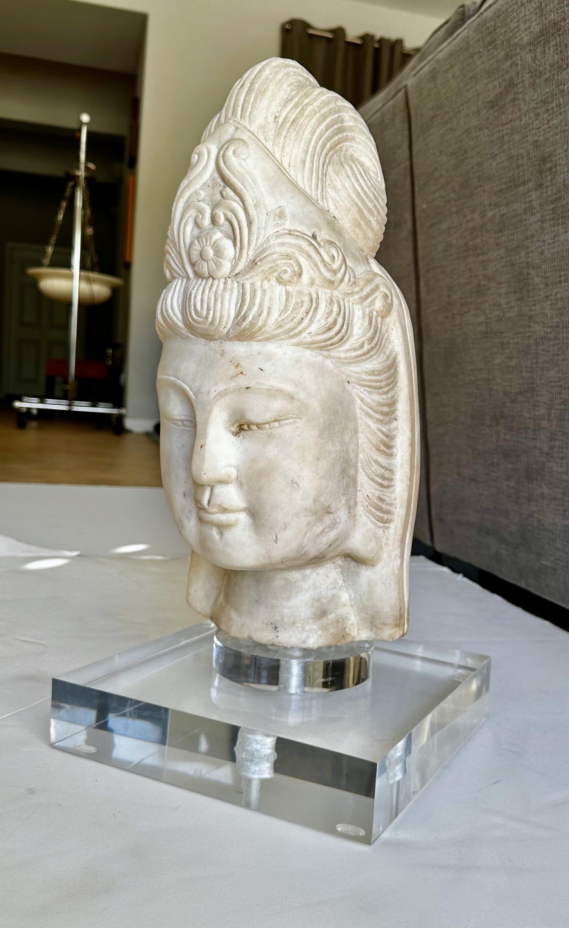 Chinese Asian Marble Quan Yin Buddha Bust or Head For Sale