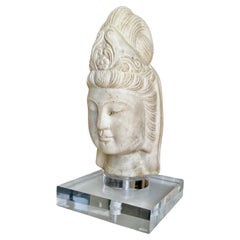 Buste ou tête de Bouddha Quan Yin en marbre asiatique