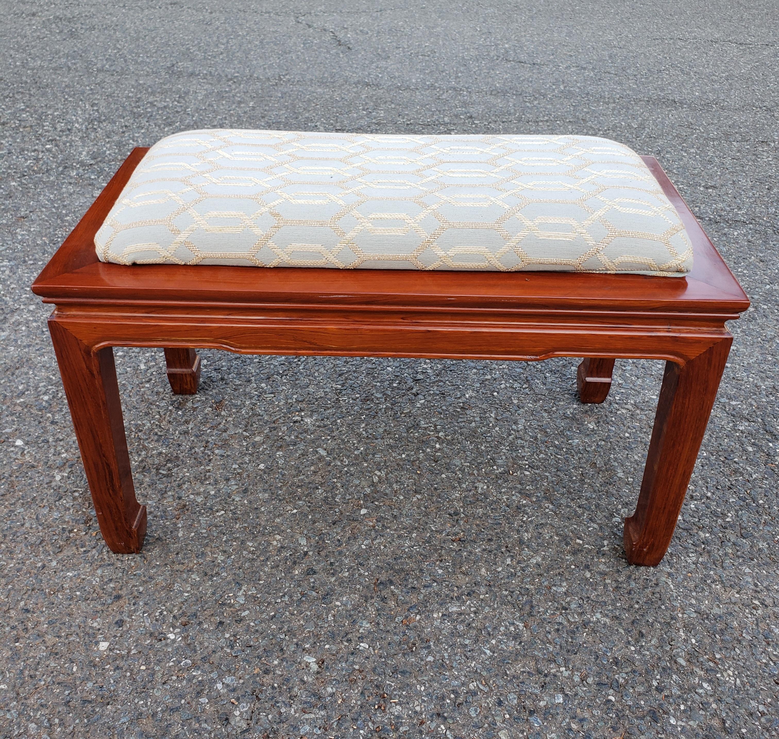 Asian Ming Style Rosewood Upholstered Bench In Good Condition For Sale In Germantown, MD