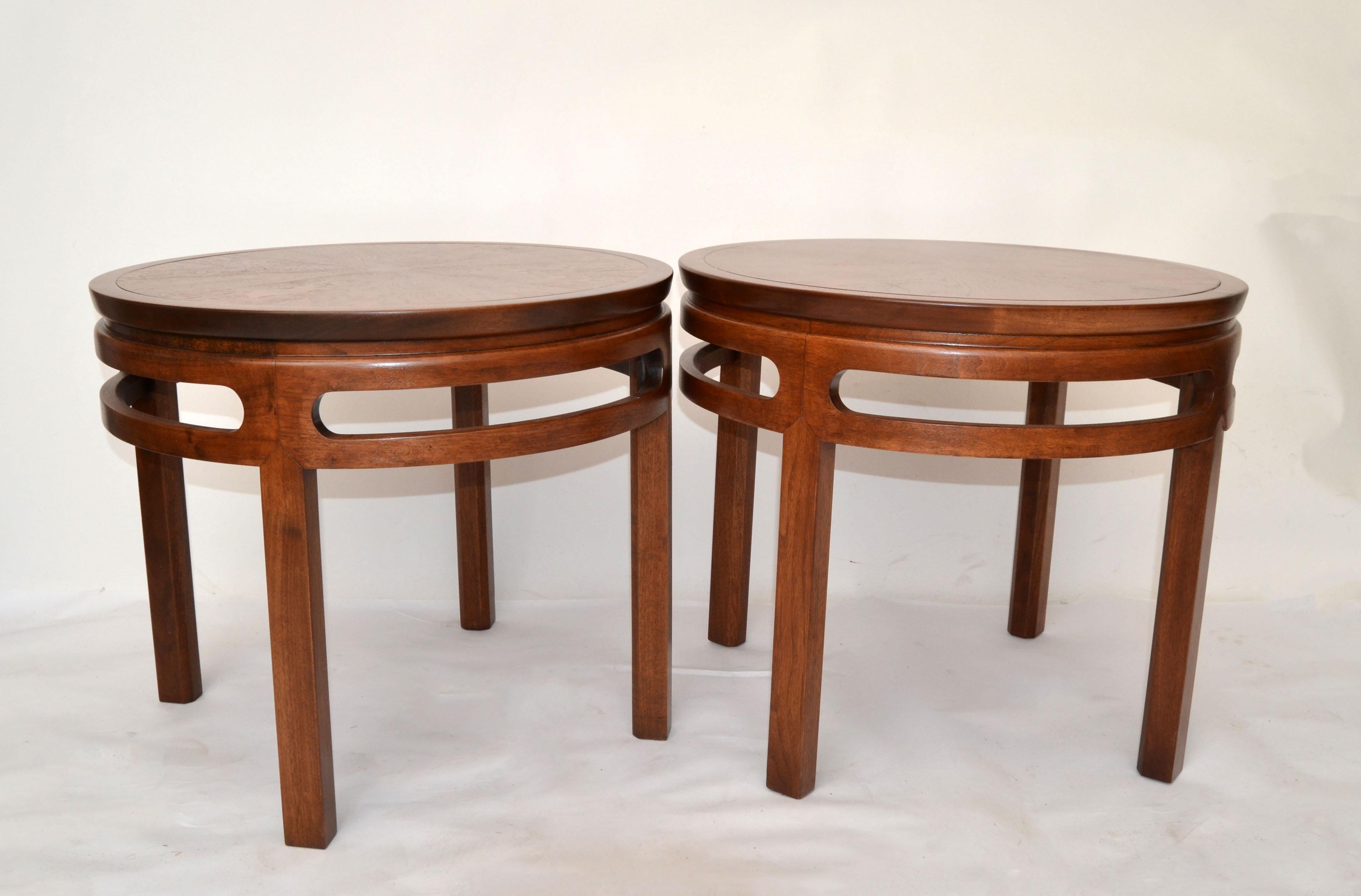Milieu du XXe siècle Asian Modern Far East Collection Table ronde Michael Taylor Baker Furniture Pair en vente