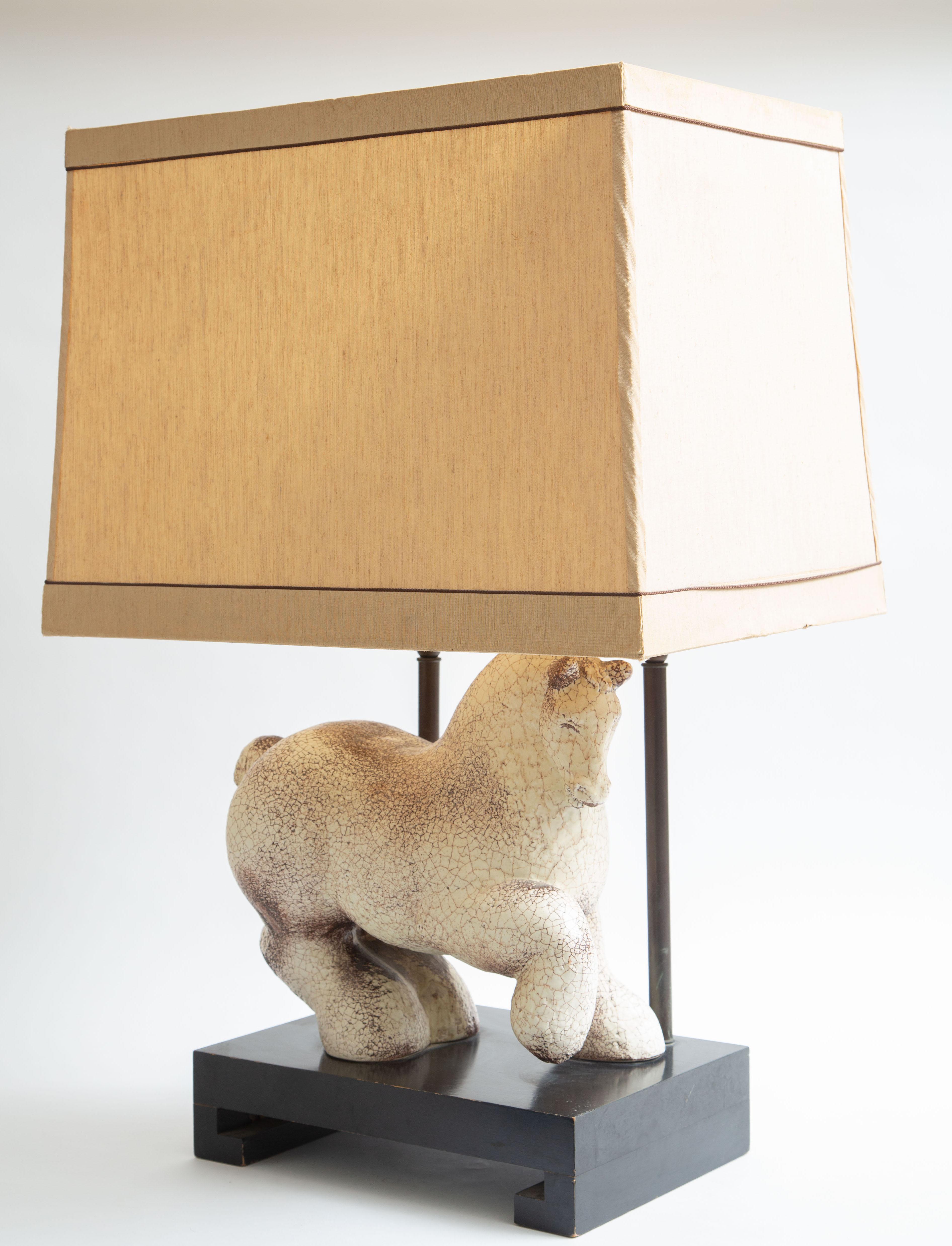Asian Modern Horse Ceramic Table Lamp In Good Condition In West Palm Beach, FL