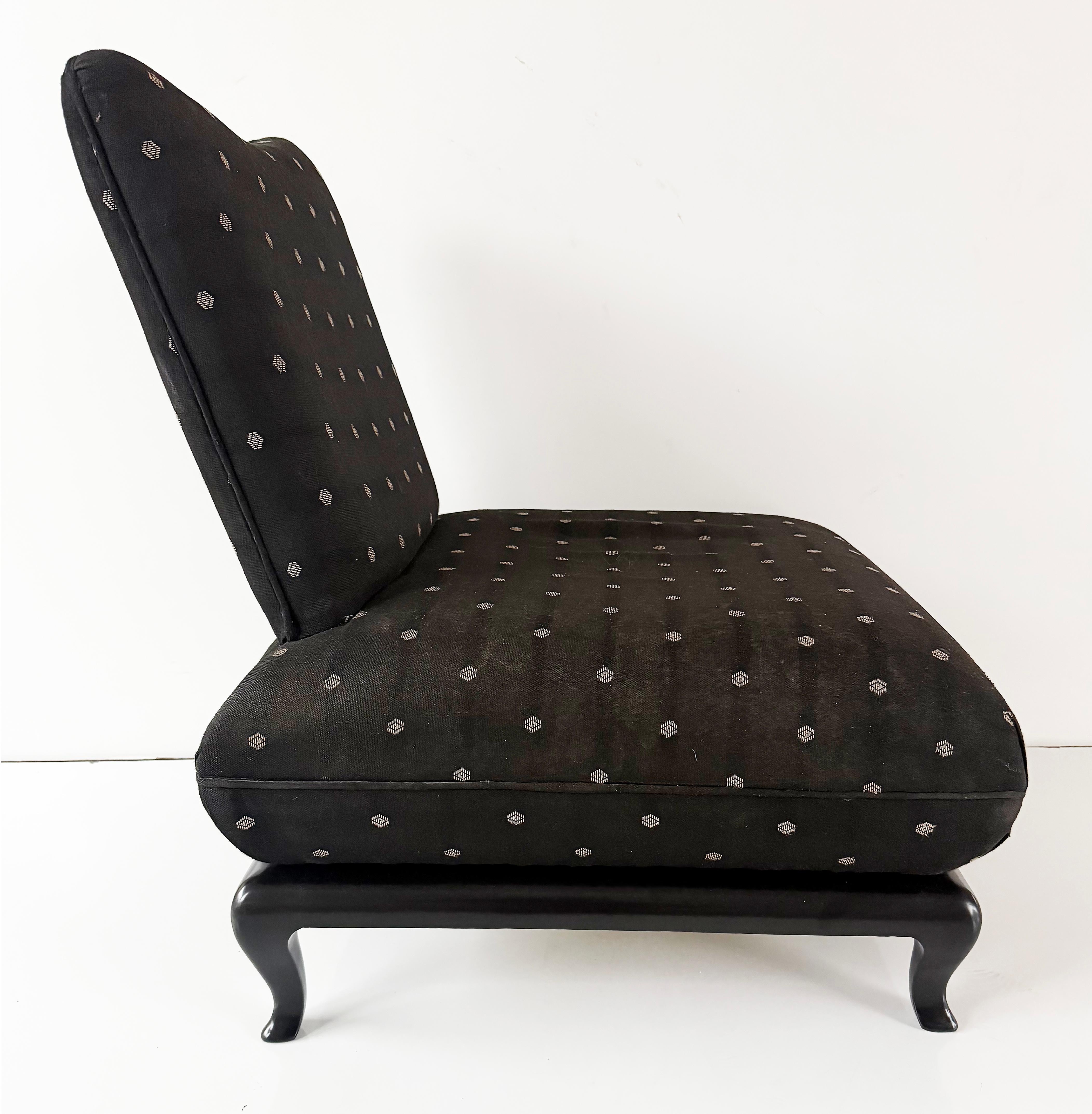 Moderno Sedie a pantofola imbottite Asian Modern in stile James Mont, coppia in vendita