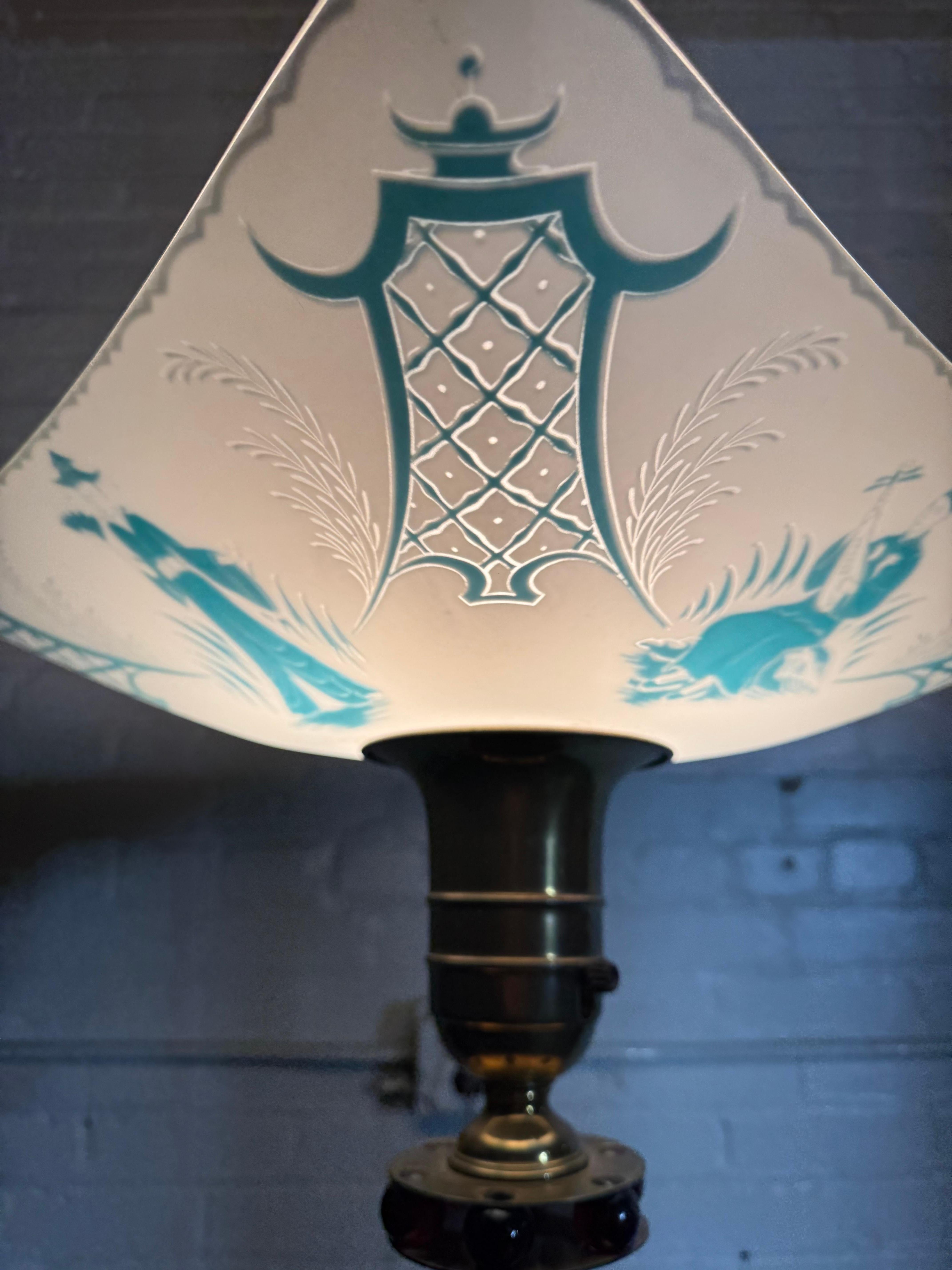 Lámpara de pie / antorcha pintada a mano Asian Modernist Chinese Style en Bueno estado para la venta en Buffalo, NY