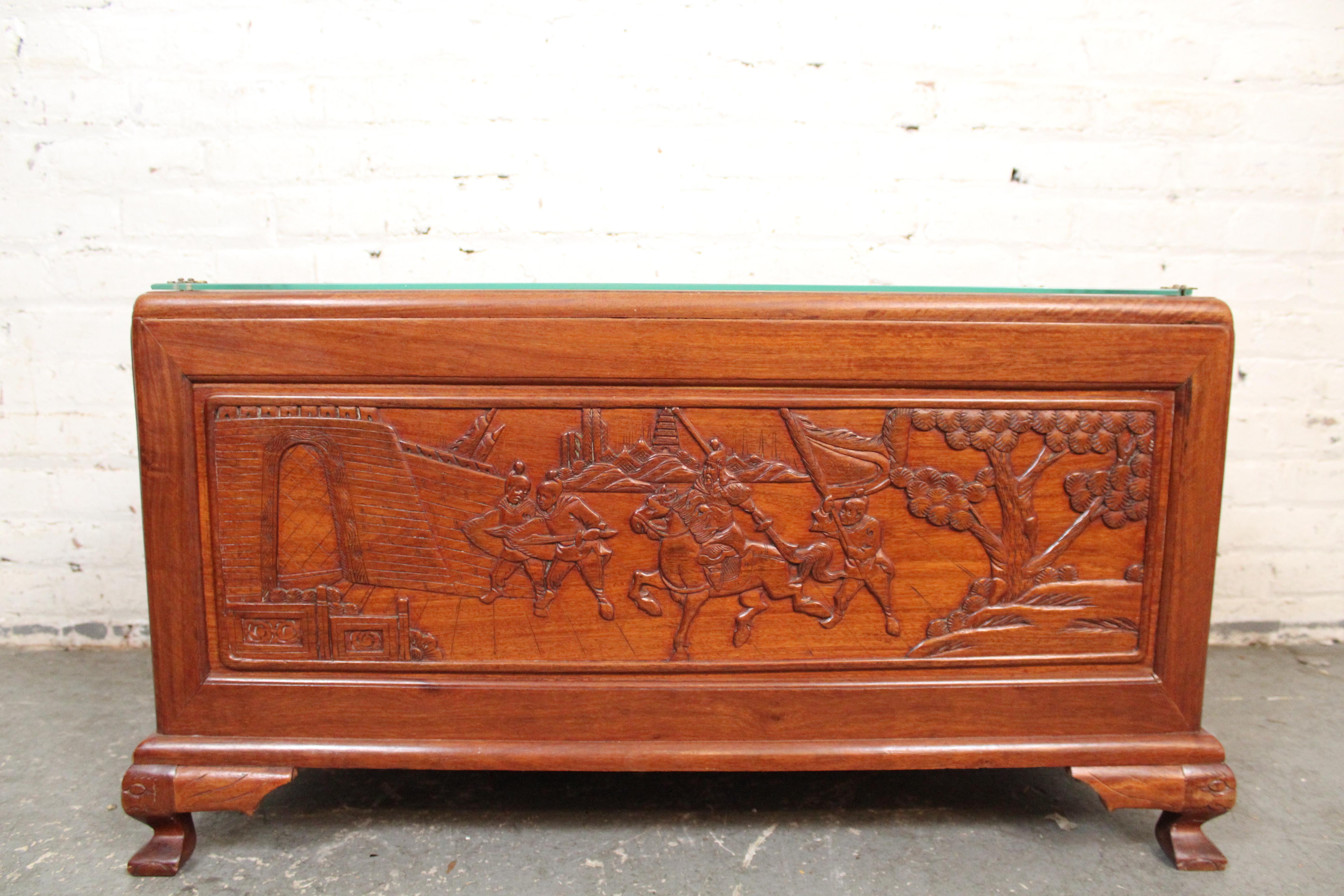 Asian Motif Coffee Table In Good Condition For Sale In Brooklyn, NY