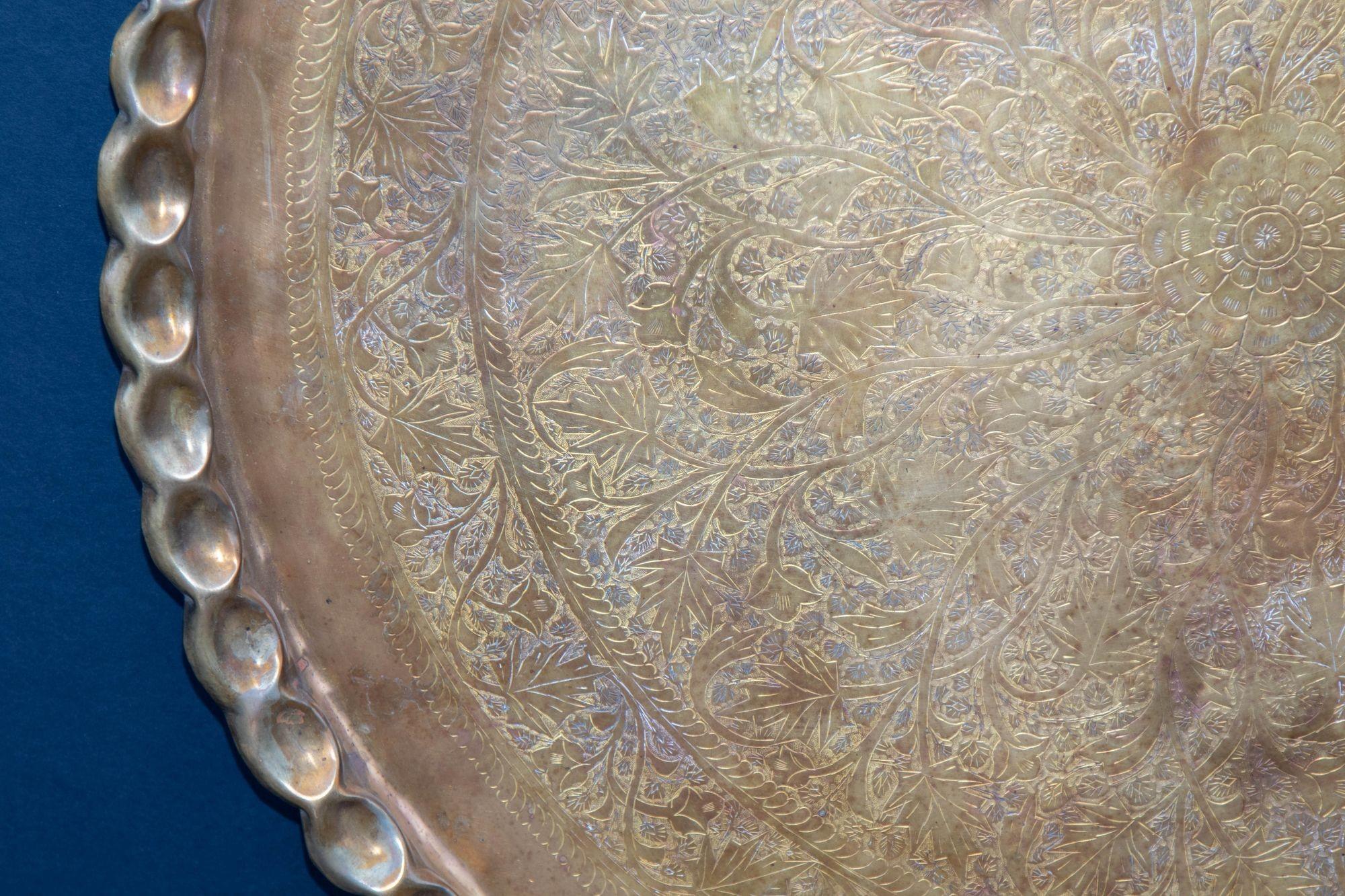 Asian Mughal Rajasthani Large Polished Round Brass Tray with Crest Edges 37 in D 6
