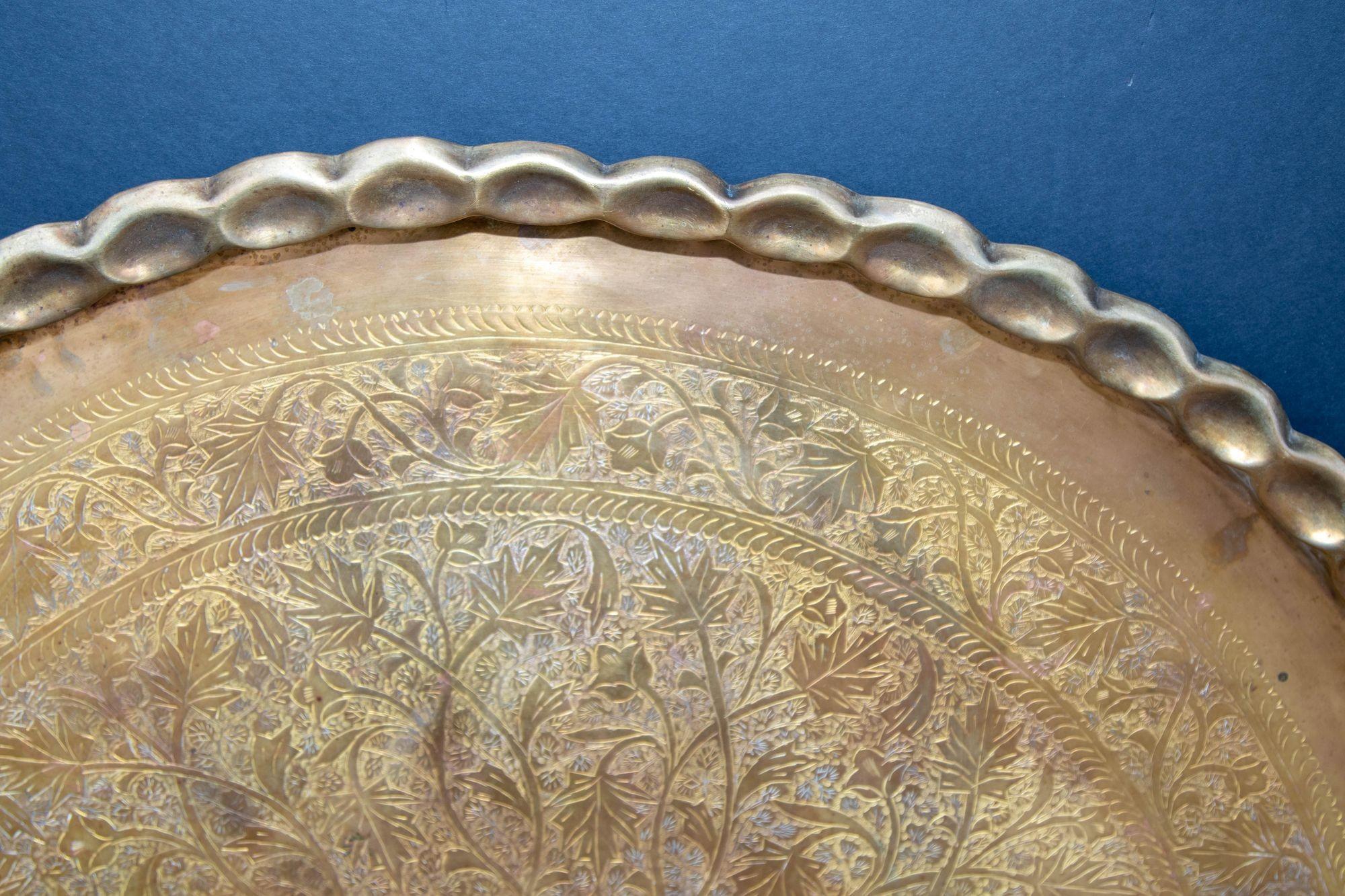 Asian Mughal Rajasthani Large Polished Round Brass Tray with Crest Edges 37 in D 11