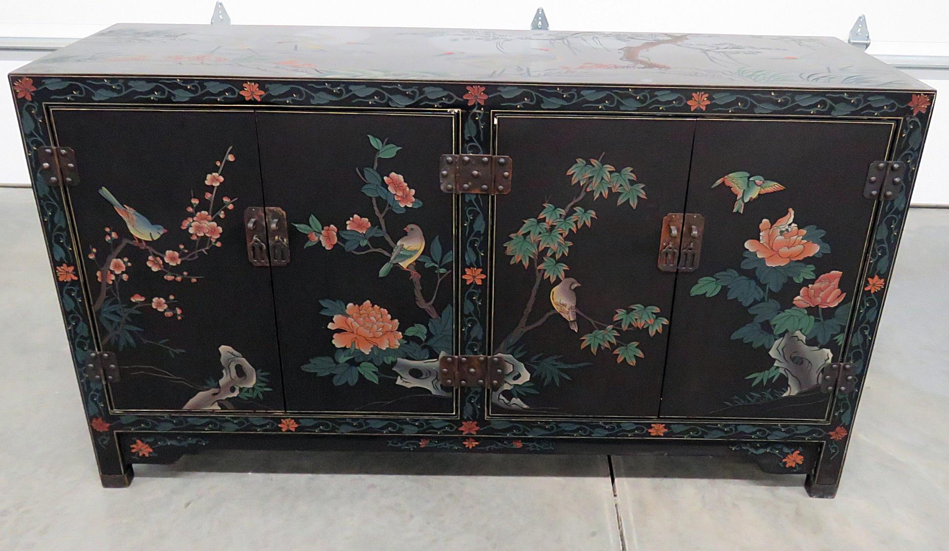 Asian Paint Decorated Cabinet In Good Condition In Swedesboro, NJ
