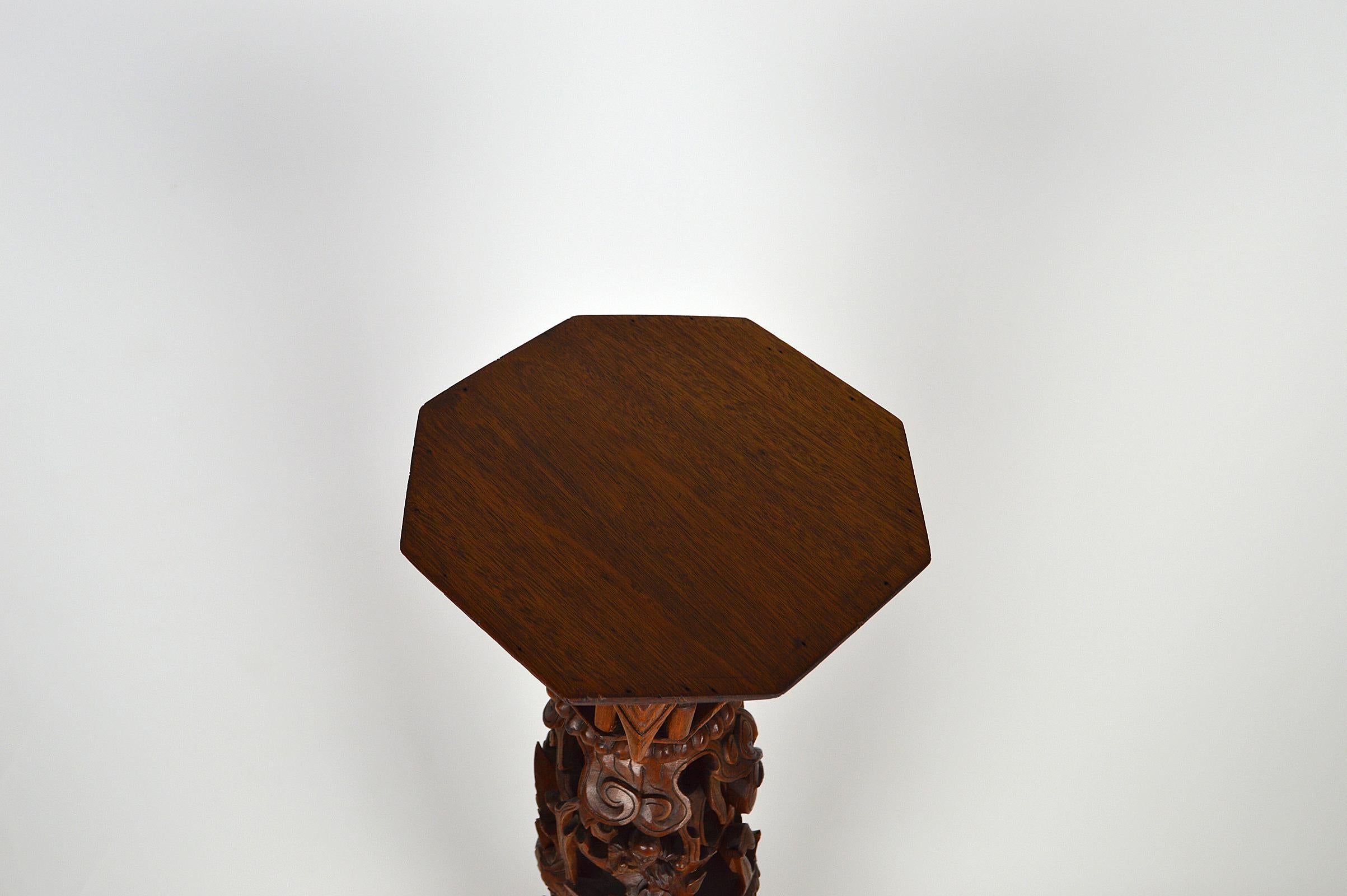 Vietnamese Asian Pedestal Table in Carved Wood on a Mythological Theme, circa 1890 For Sale
