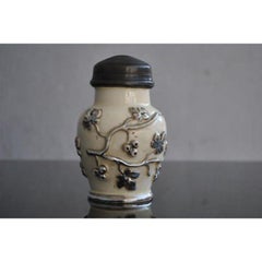 Asian Pot from the Late 19th Century Painted with Silver