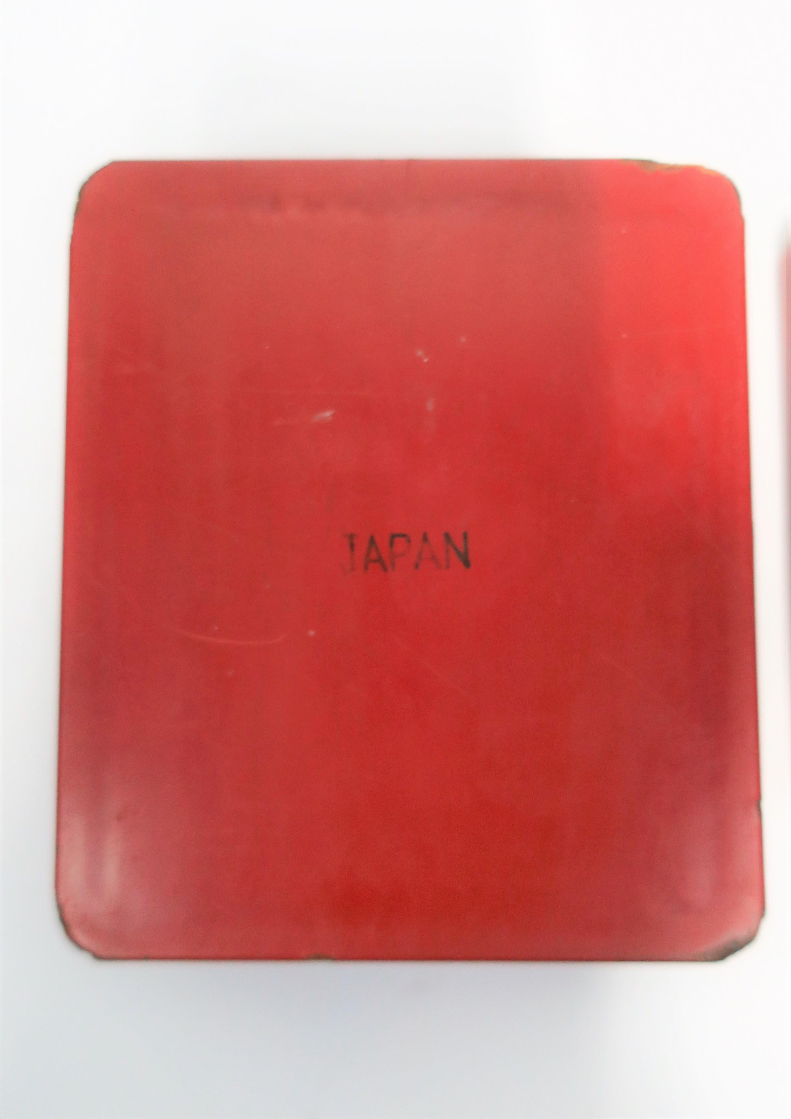 Asian Red Ox Blood Lacquer Box with Chinese White Jade Top 4