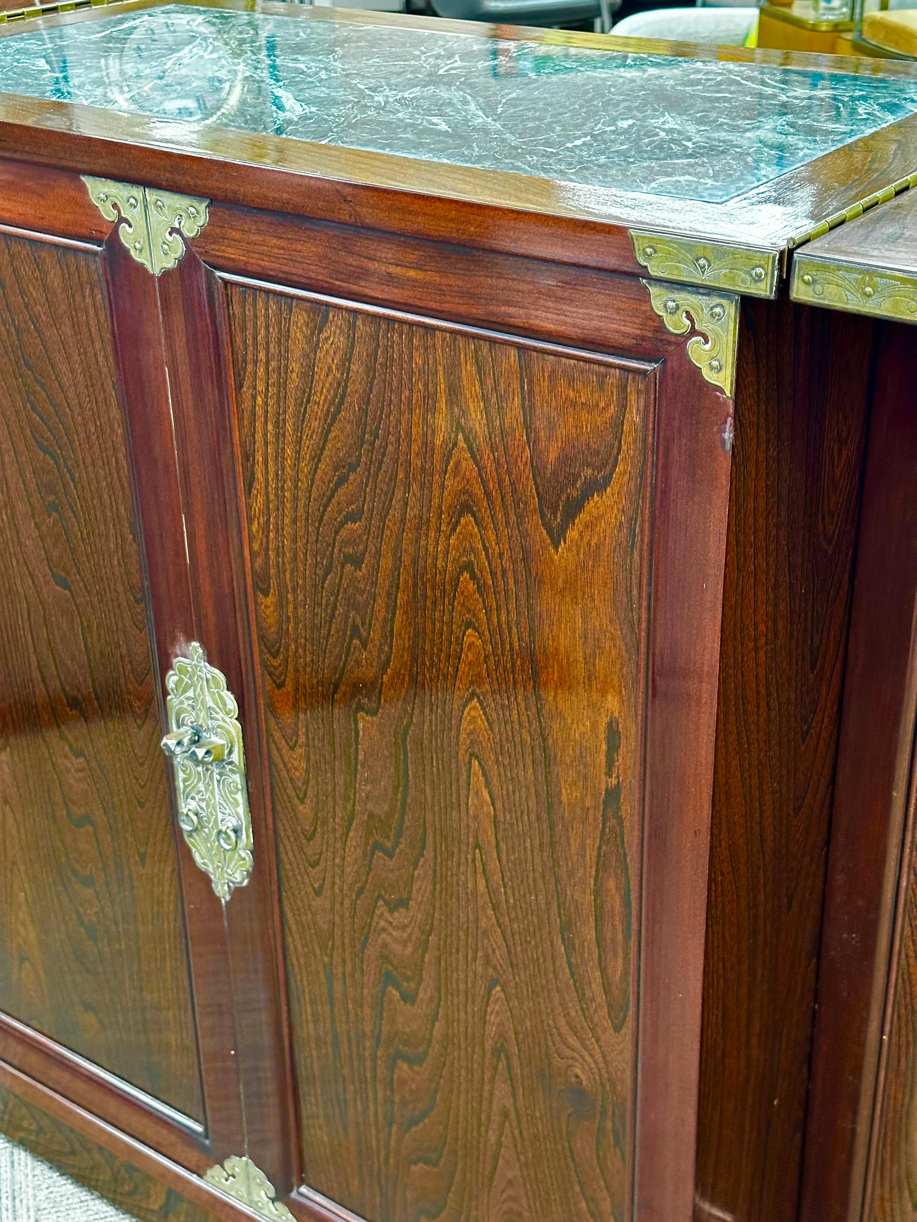 Singapourien Bar double face asiatique rosewood en vente