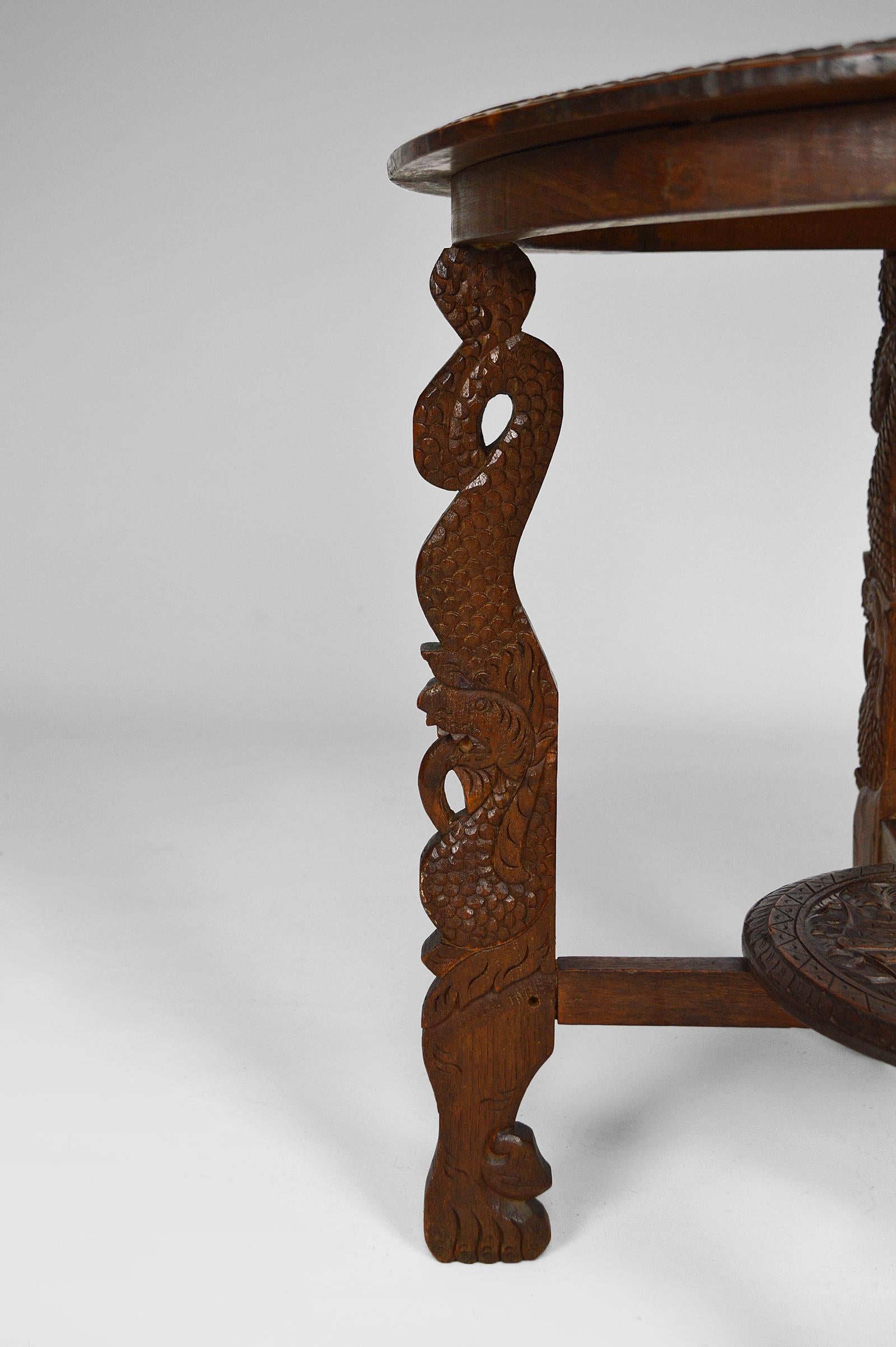 Asian Round Coffee Table Carved with Dragons and Peacocks, Indonesia, circa 1920 For Sale 5