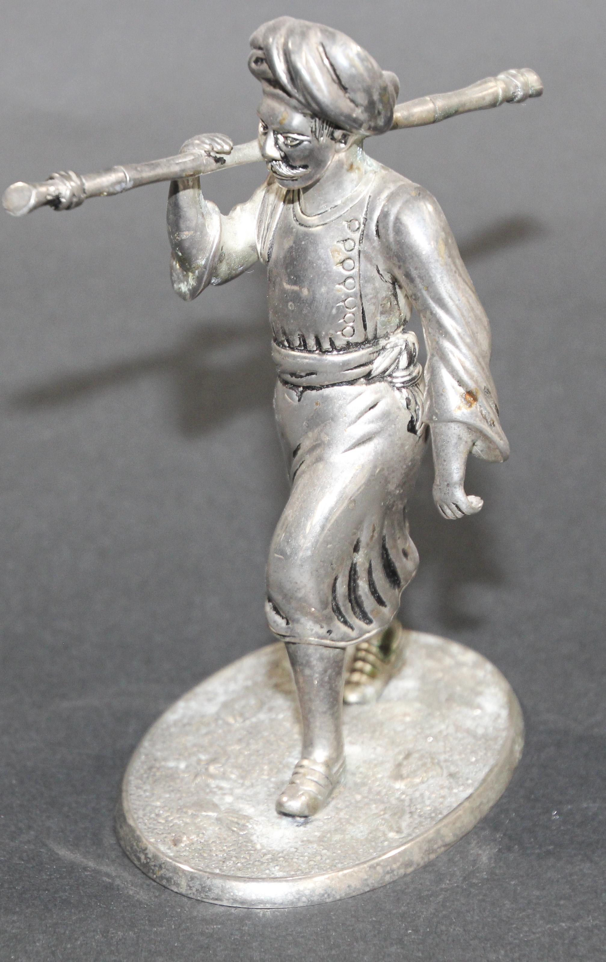 Asian Silver Sculpture of an Old Indian farmer Wearing Traditional Clothes For Sale 4