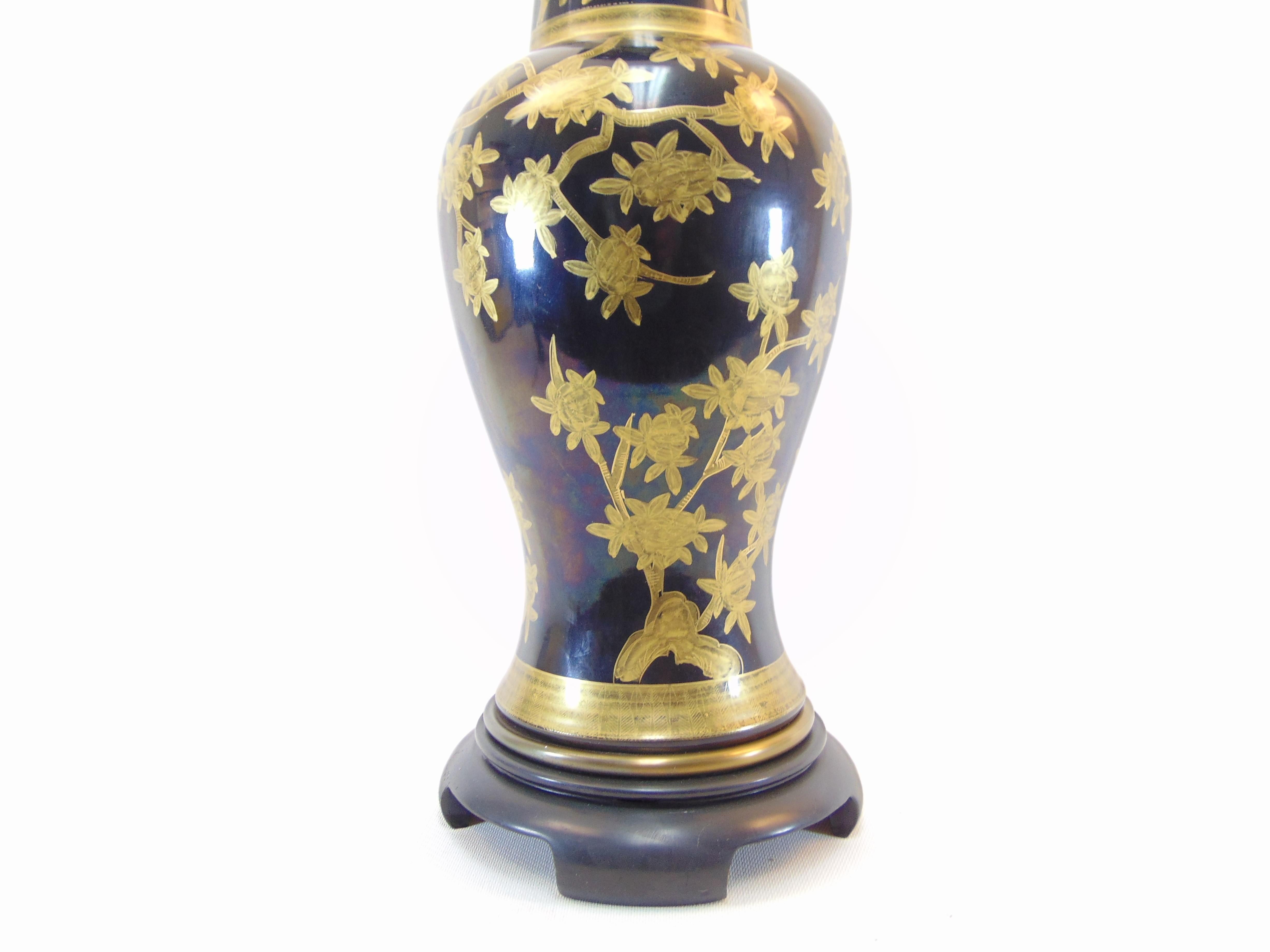Hand-Painted Asian Style Ceramic and Gold Painted Vintage Lamp by Paul Hanson For Sale