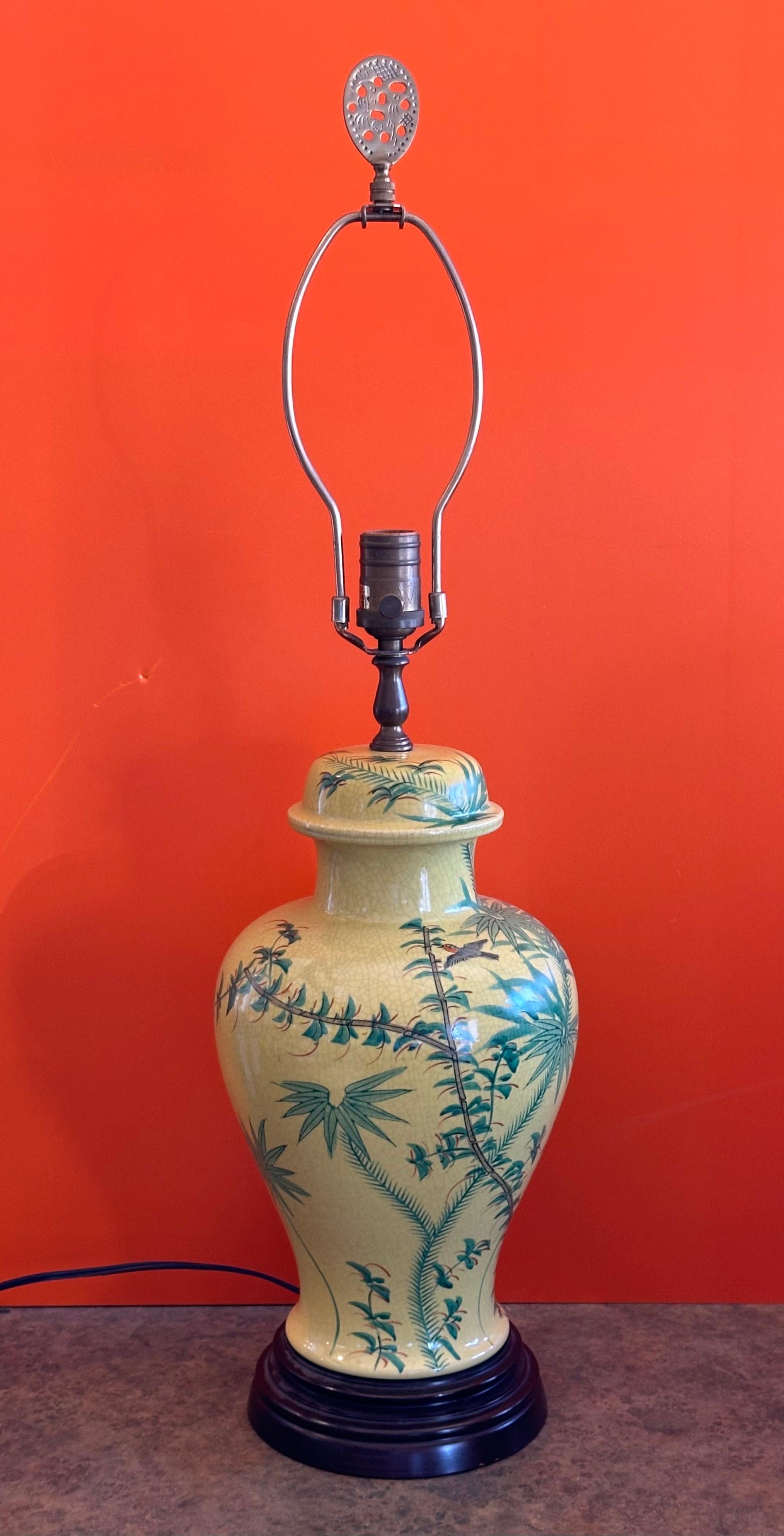 Lampe de table en céramique de style Asian Style par Wildwood Lamp Company en vente 2