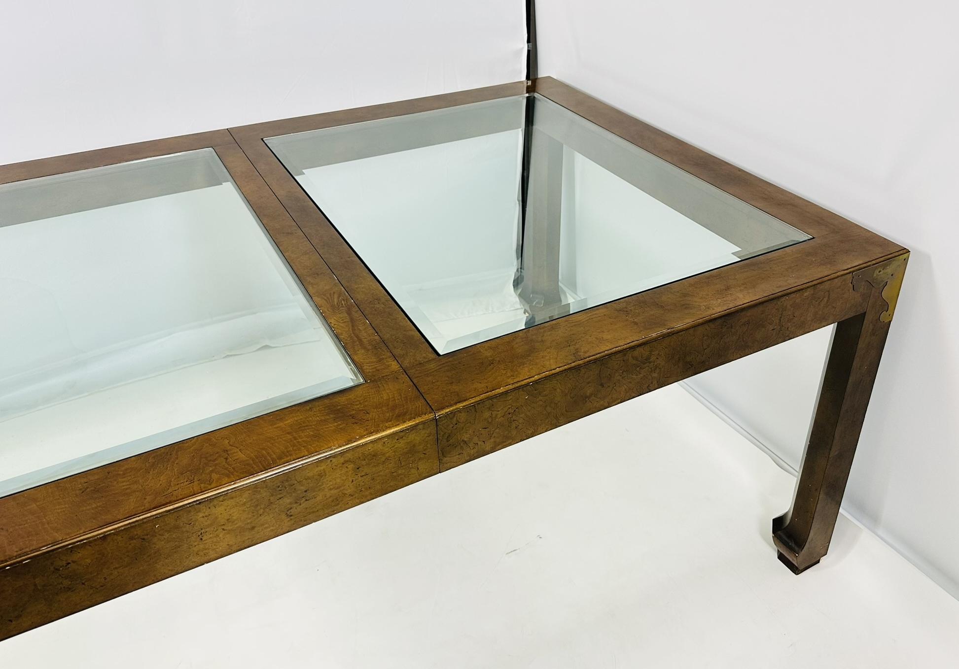 Mesa de comedor Asian Style de caoba maciza con patas Ming y chapado de madera de arce en venta 5