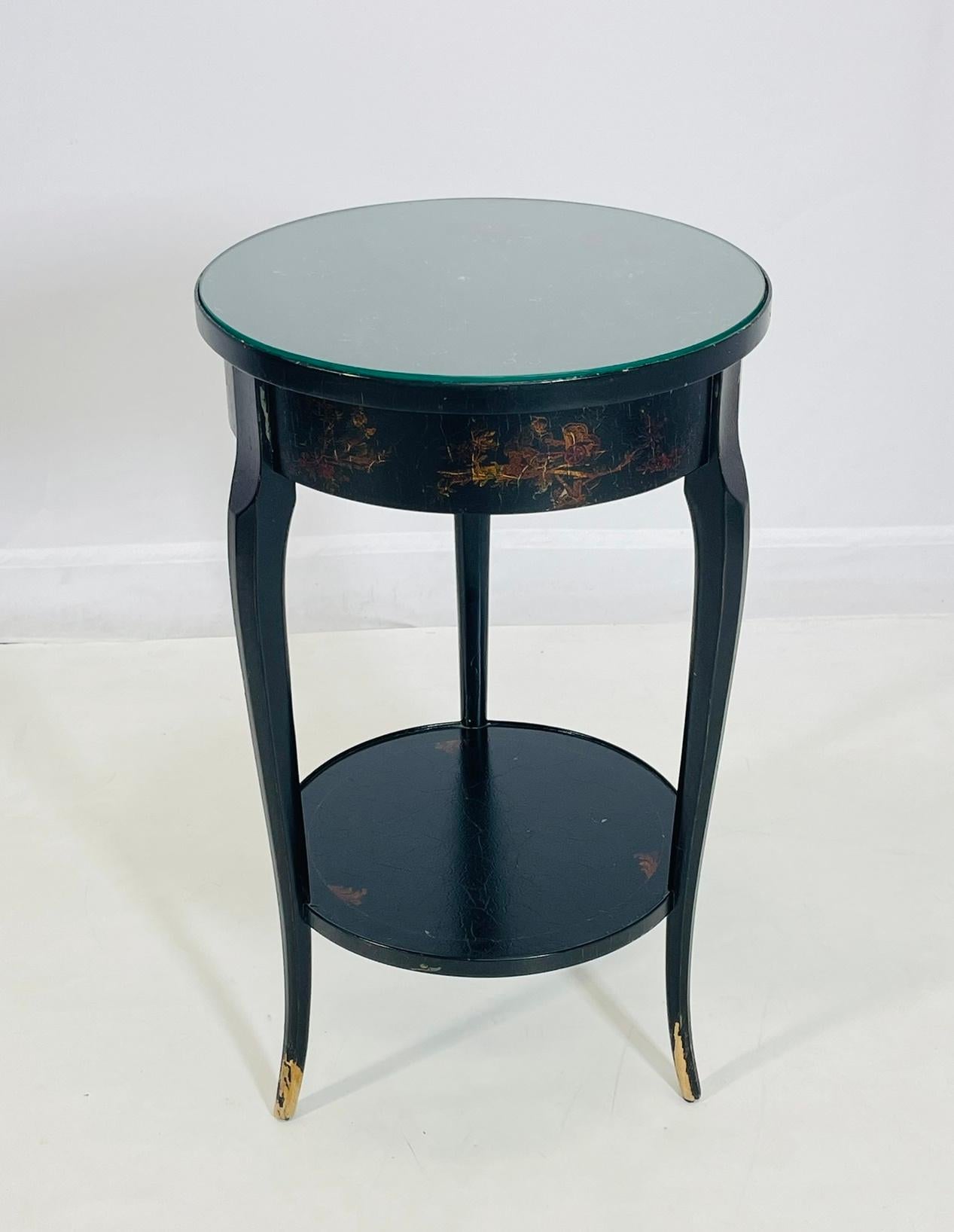 Asian Style Beistelltisch, hergestellt in Italien von William Switzer (Chinoiserie) im Angebot