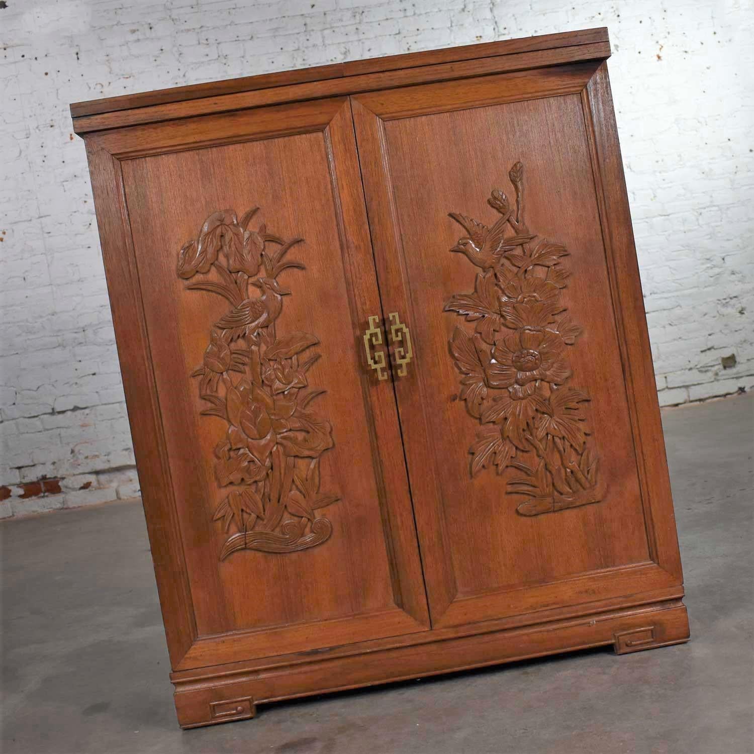 Asian Style Fold Out Chinoiserie Dry Bar in a Box Applied Carved Birds & Flowers 2