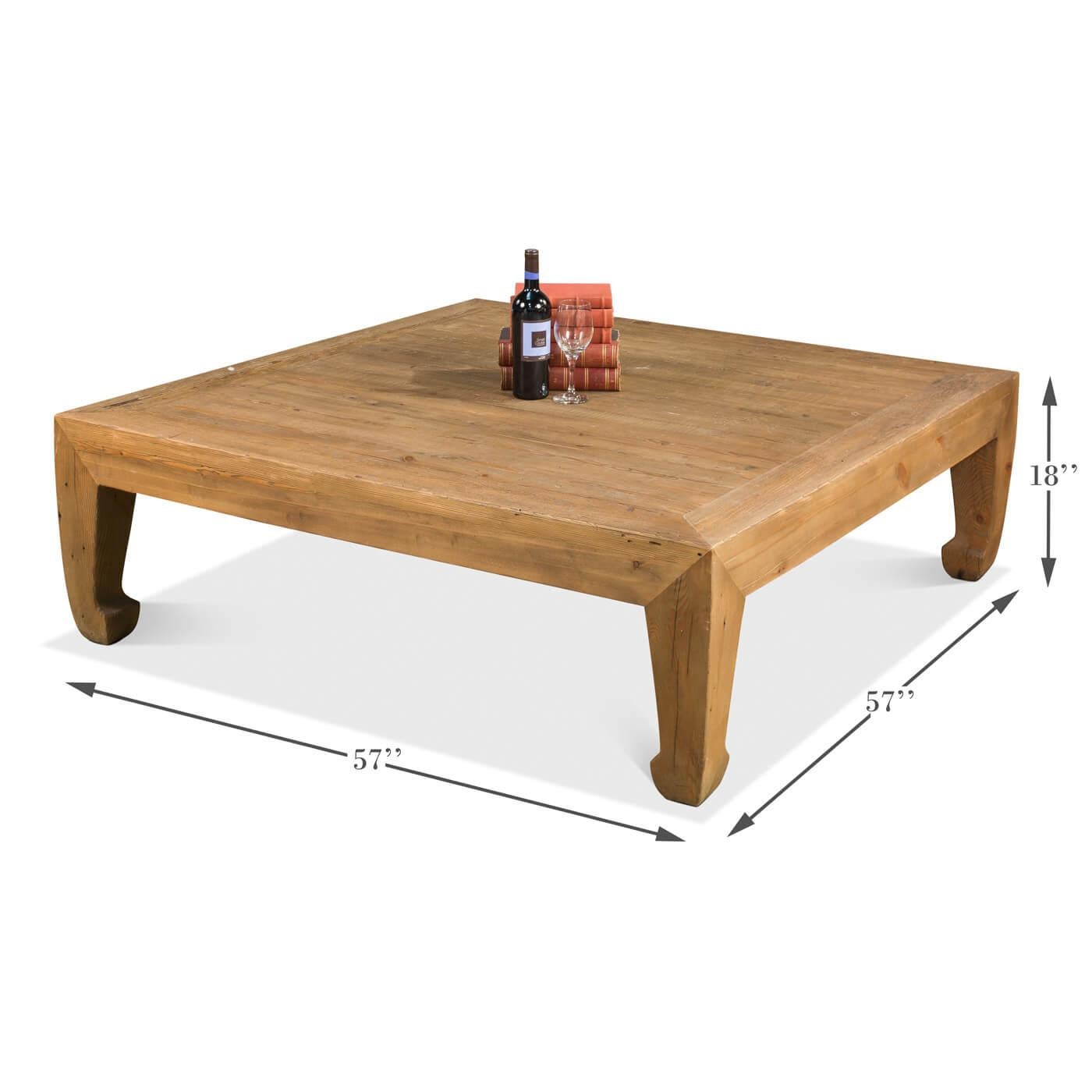 Asiatischer Couchtisch aus Altkiefer im asiatischen Stil (Holz) im Angebot