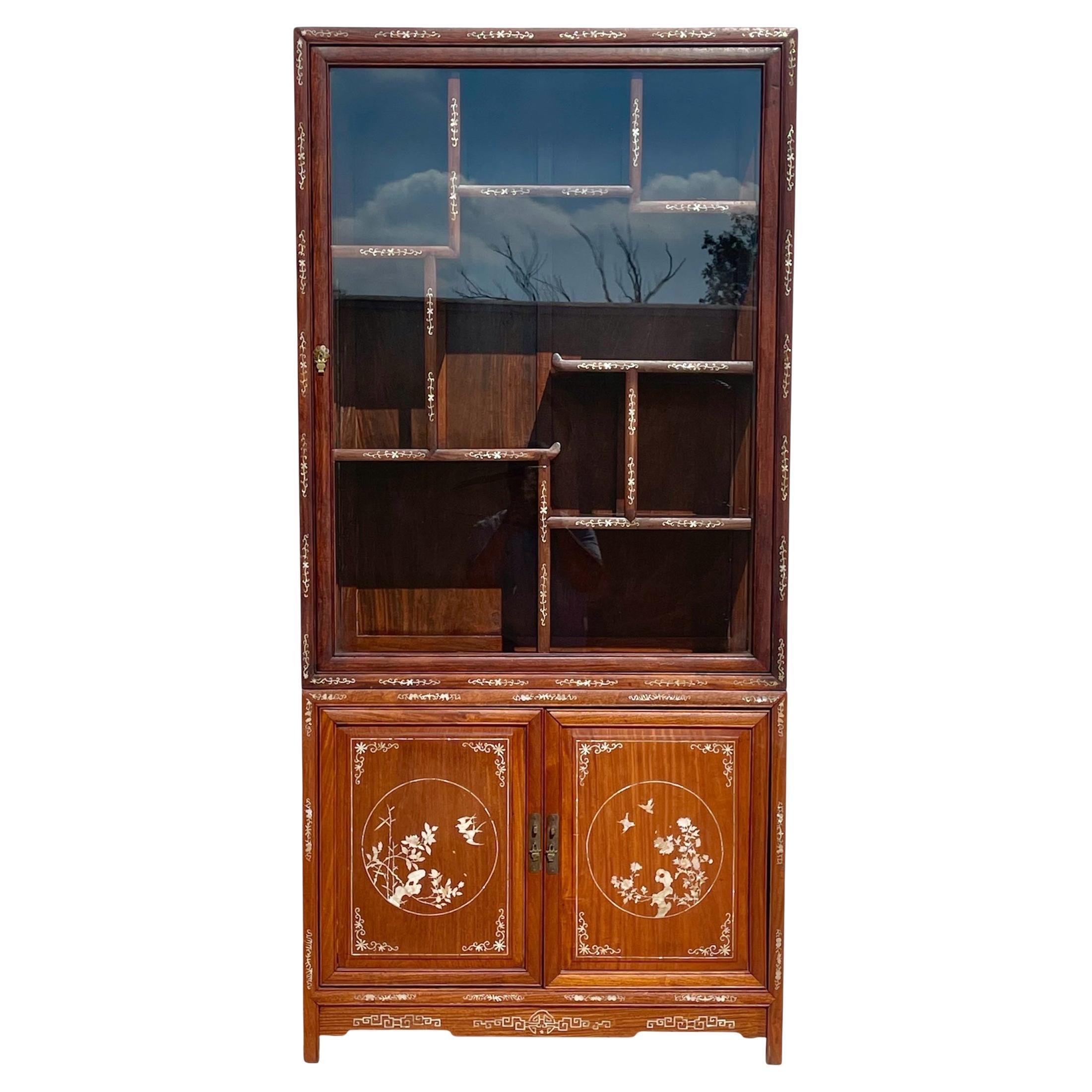 Asian Style Vitrine, XIX. Jahrhundert