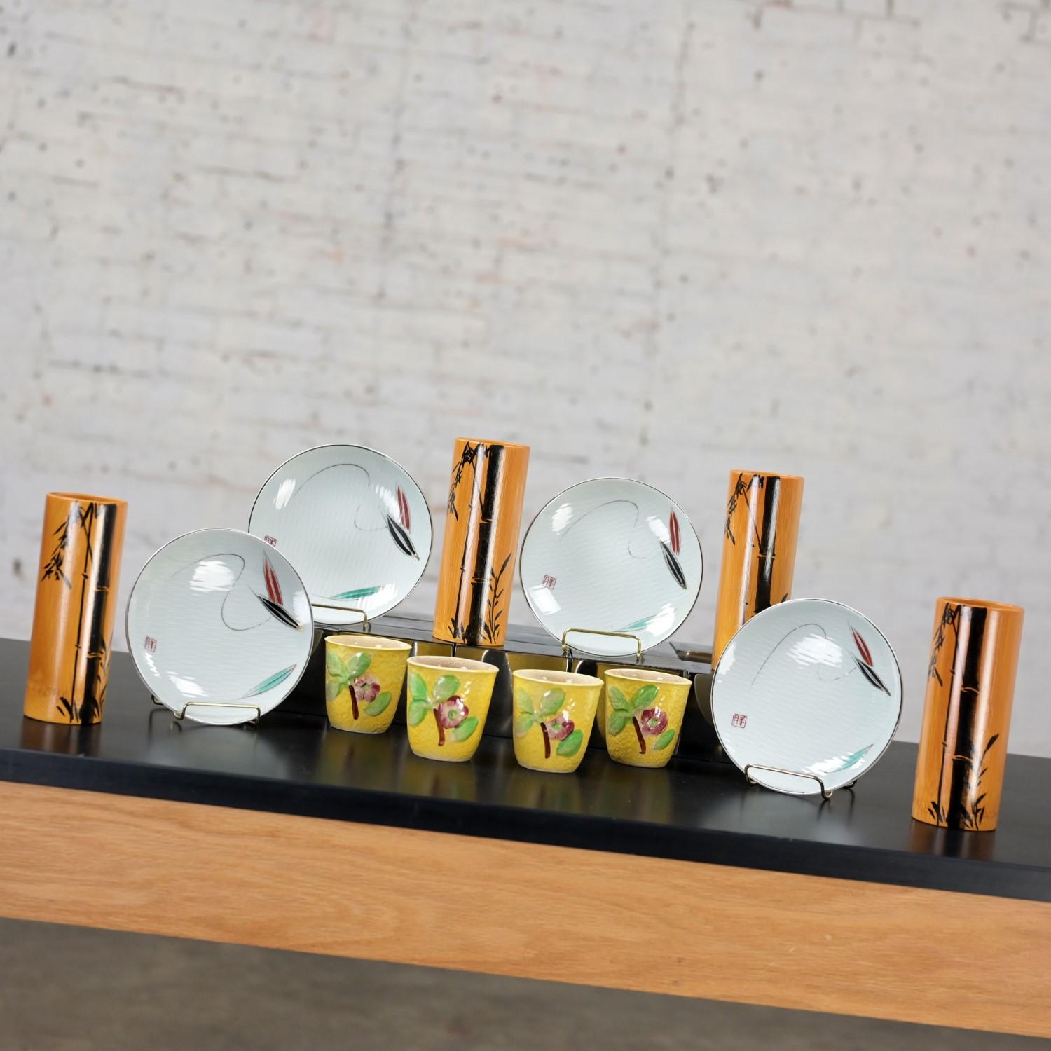 Ensemble de table asiatique 4 gobelets en bambou 4 tasses Saki 4 assiettes à dessert fabriquées au Japon en vente 10