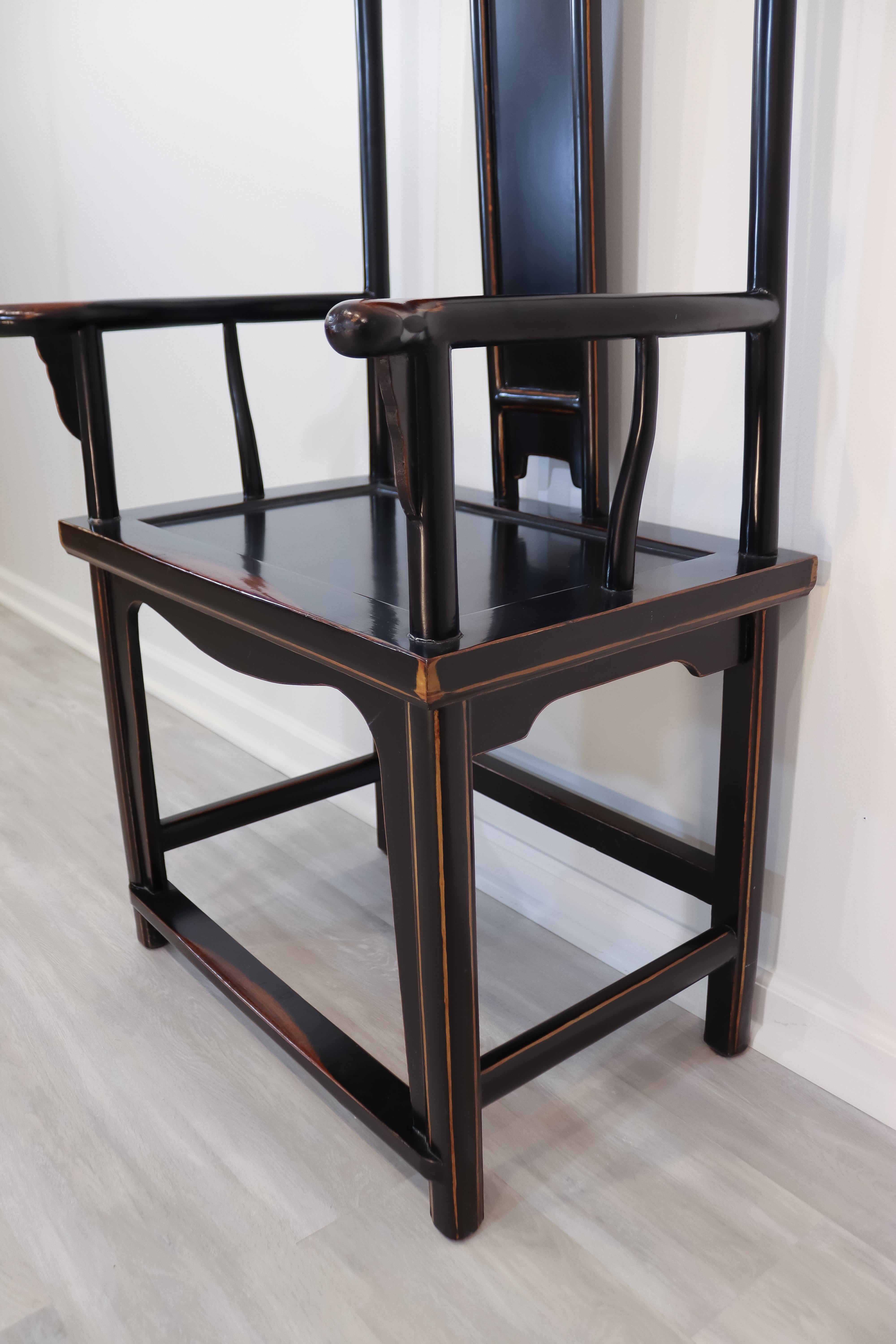 Asian Tall Black Wood Chair w Red Glaze High Back Vintage Style In Good Condition In Keego Harbor, MI