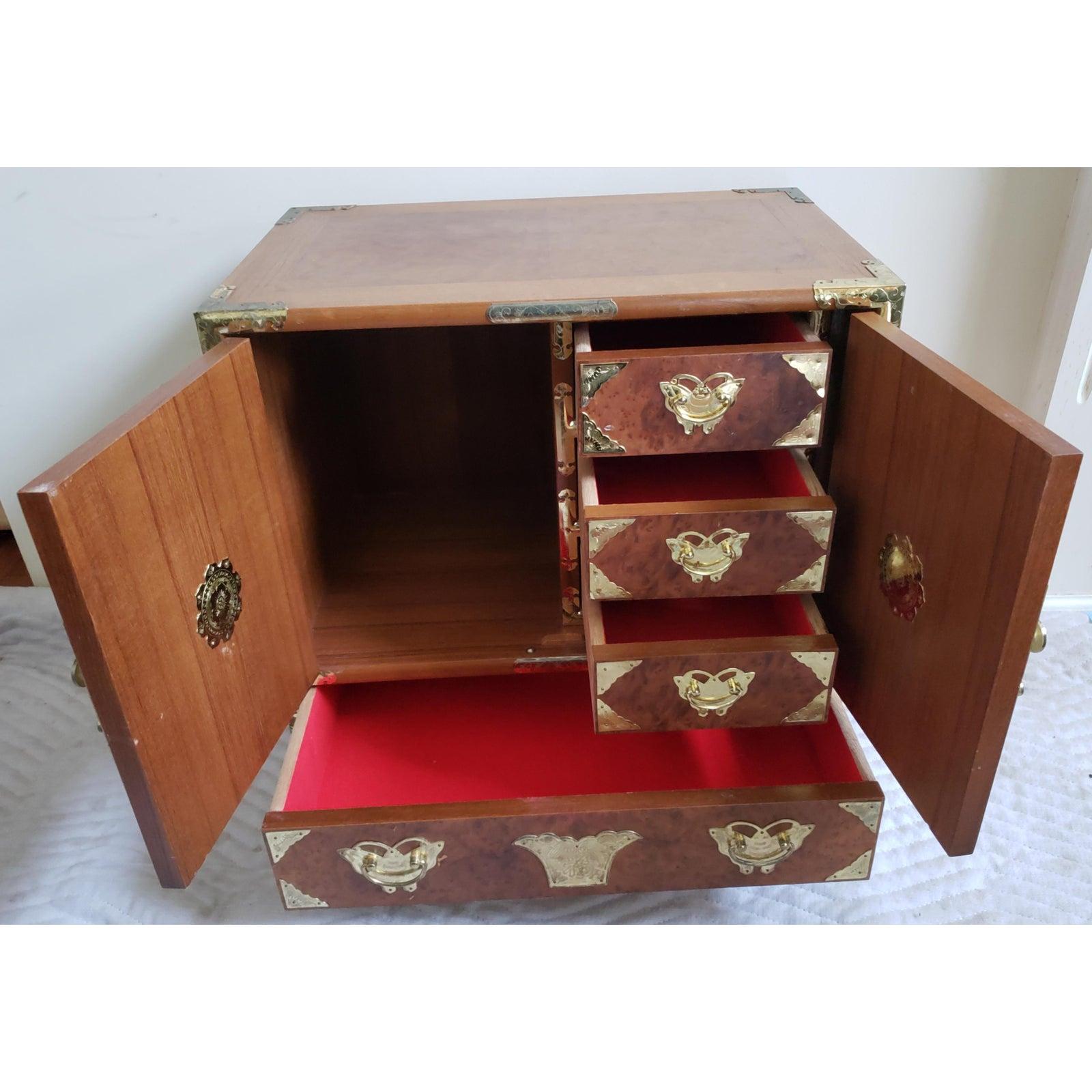 Asian Tansu Style Mahogany Burl Chest/Cabinet In Good Condition In Germantown, MD