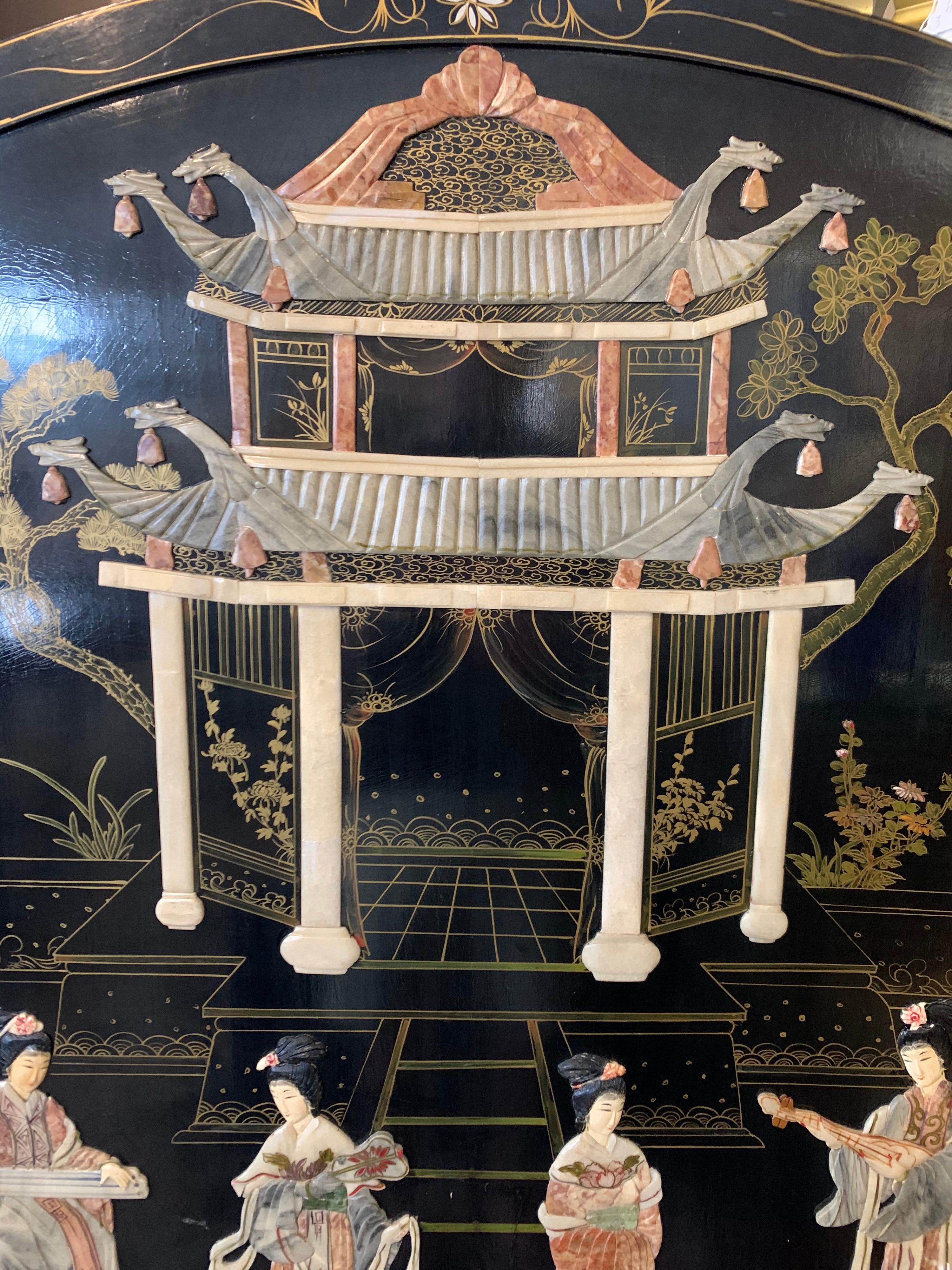 Asian Round Coromandel Black Laquer Screen Room Divider In Good Condition In West Hartford, CT