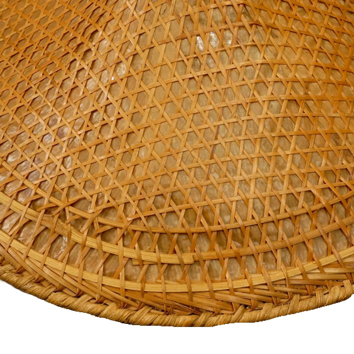 Asian Wicker Conical Coolie Hat circa 1940s In Good Condition For Sale In London, GB