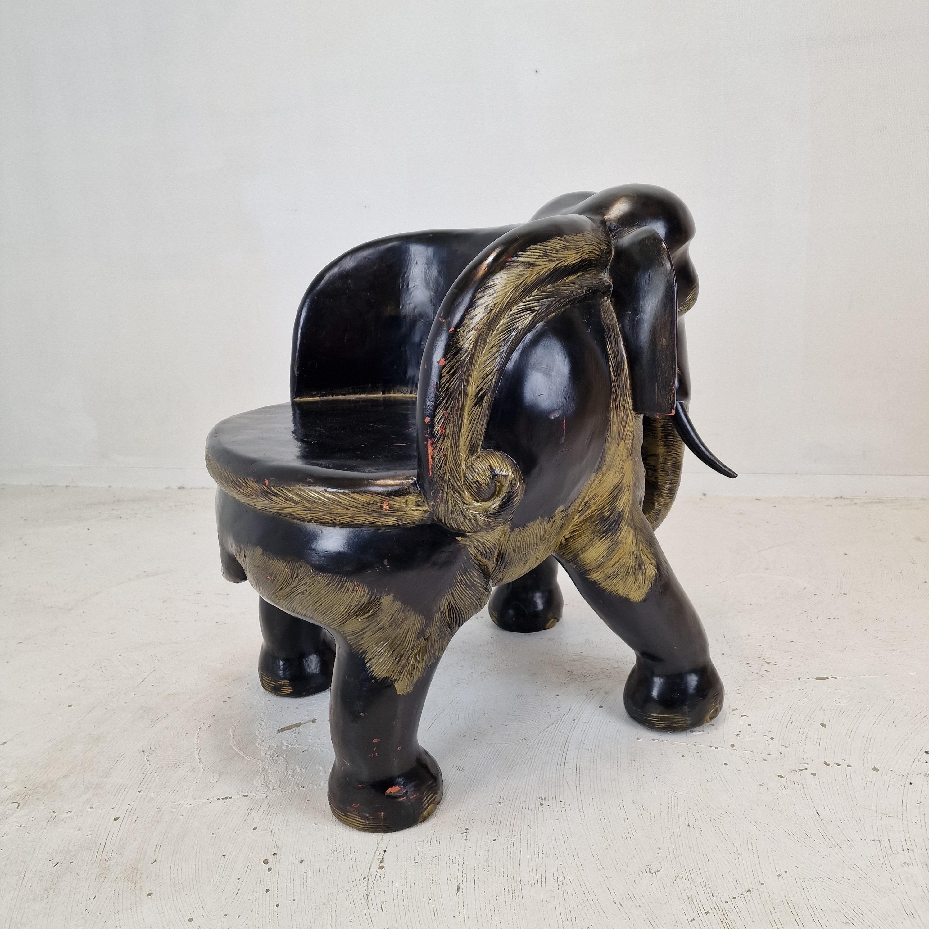 Chaise d'éléphant asiatique en bois, années 1900 Bon état - En vente à Oud Beijerland, NL