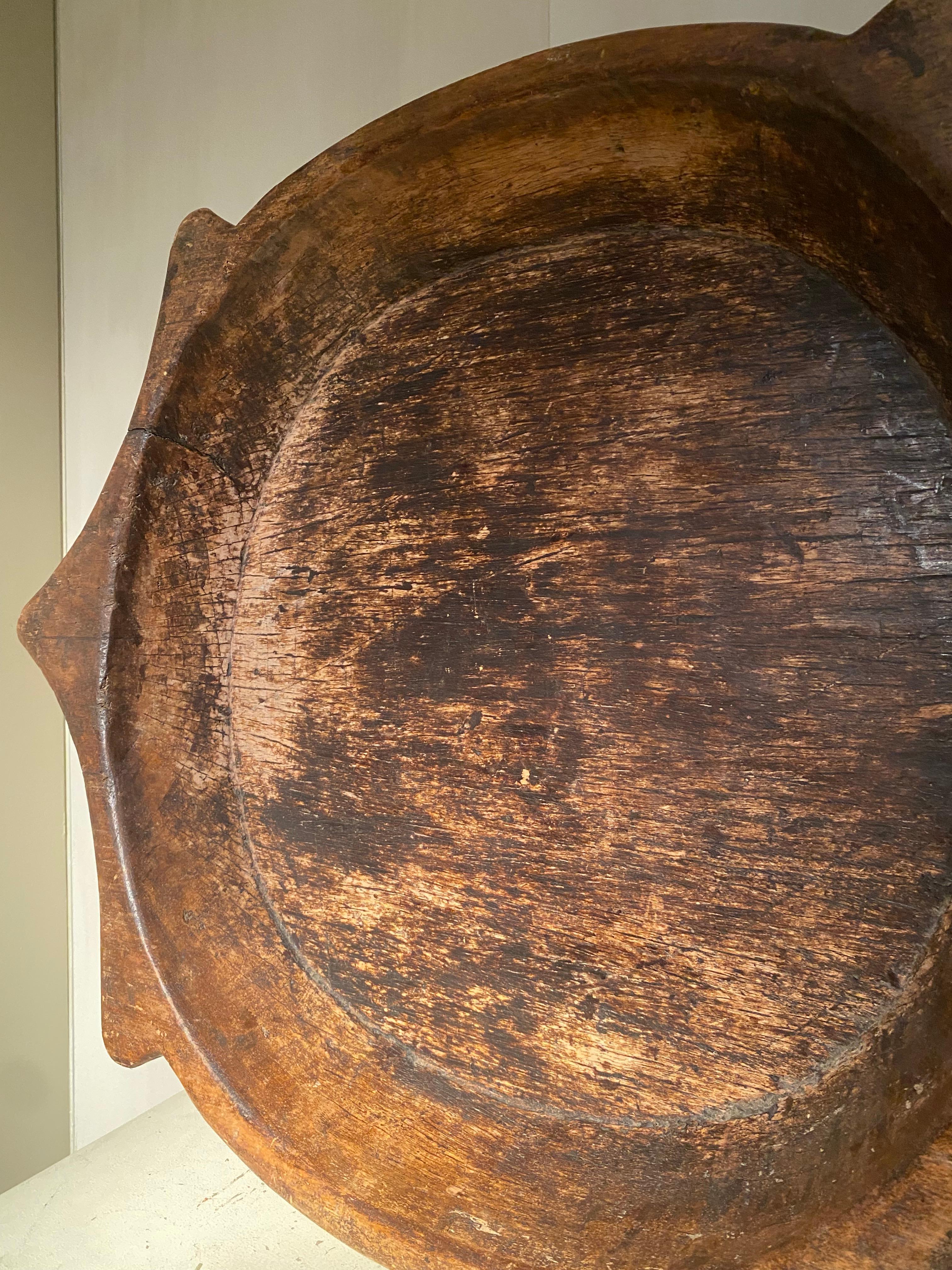 Assiette asiatique en bois en vente 7