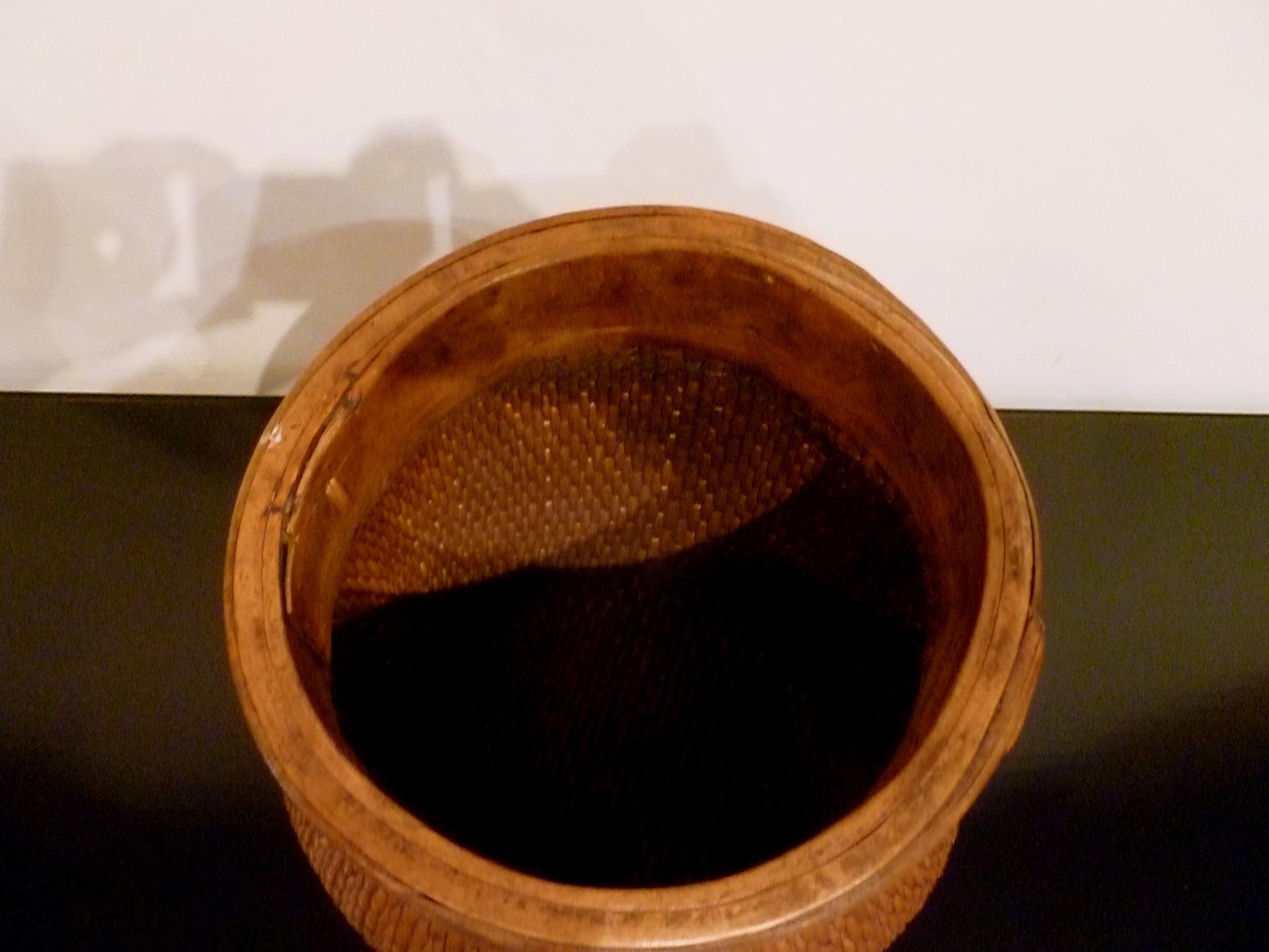 Asian Woven Grain Basket In Good Condition For Sale In Greenwich, CT