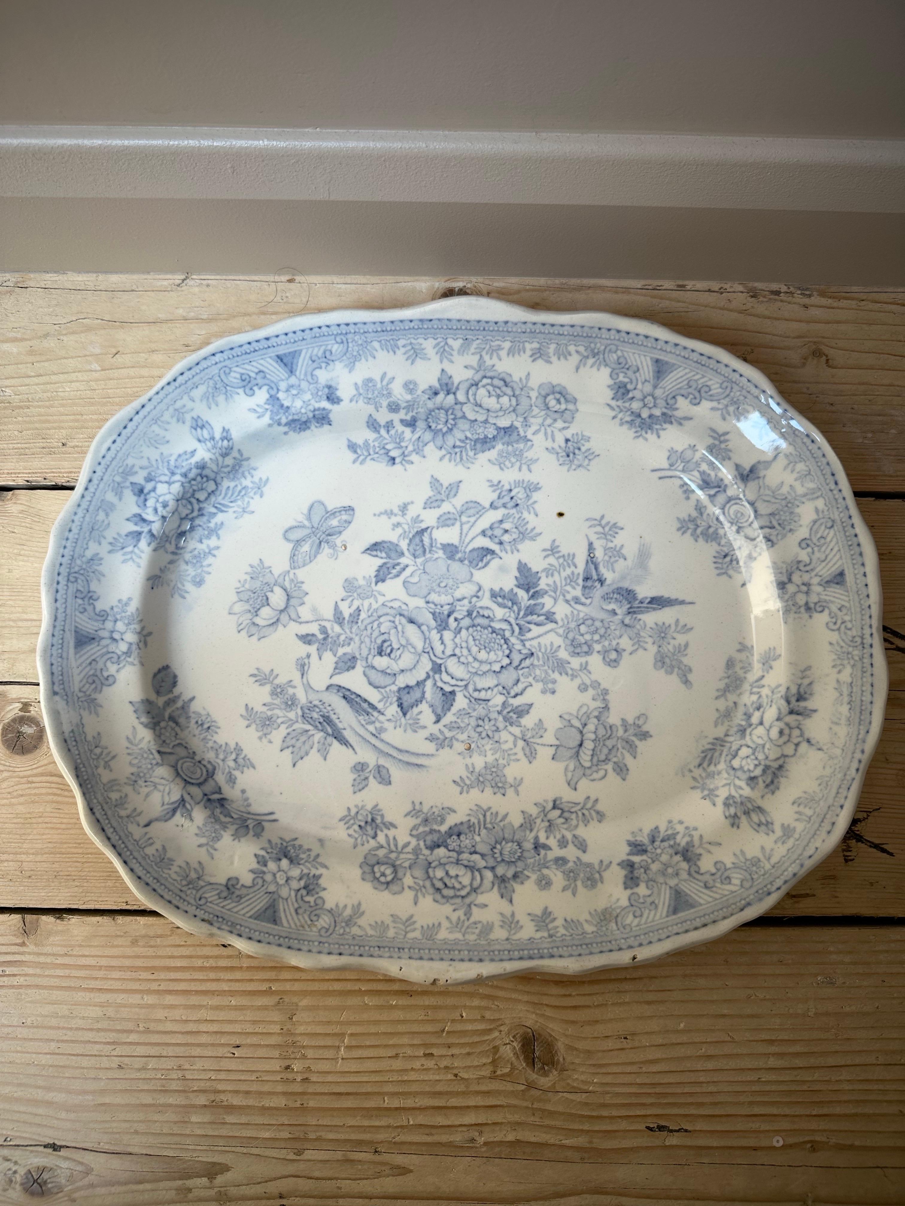 Asiatic Pheasant’s Large Platter, Blue & White Floral, Circa 1880s In Good Condition For Sale In Worcester Park, GB