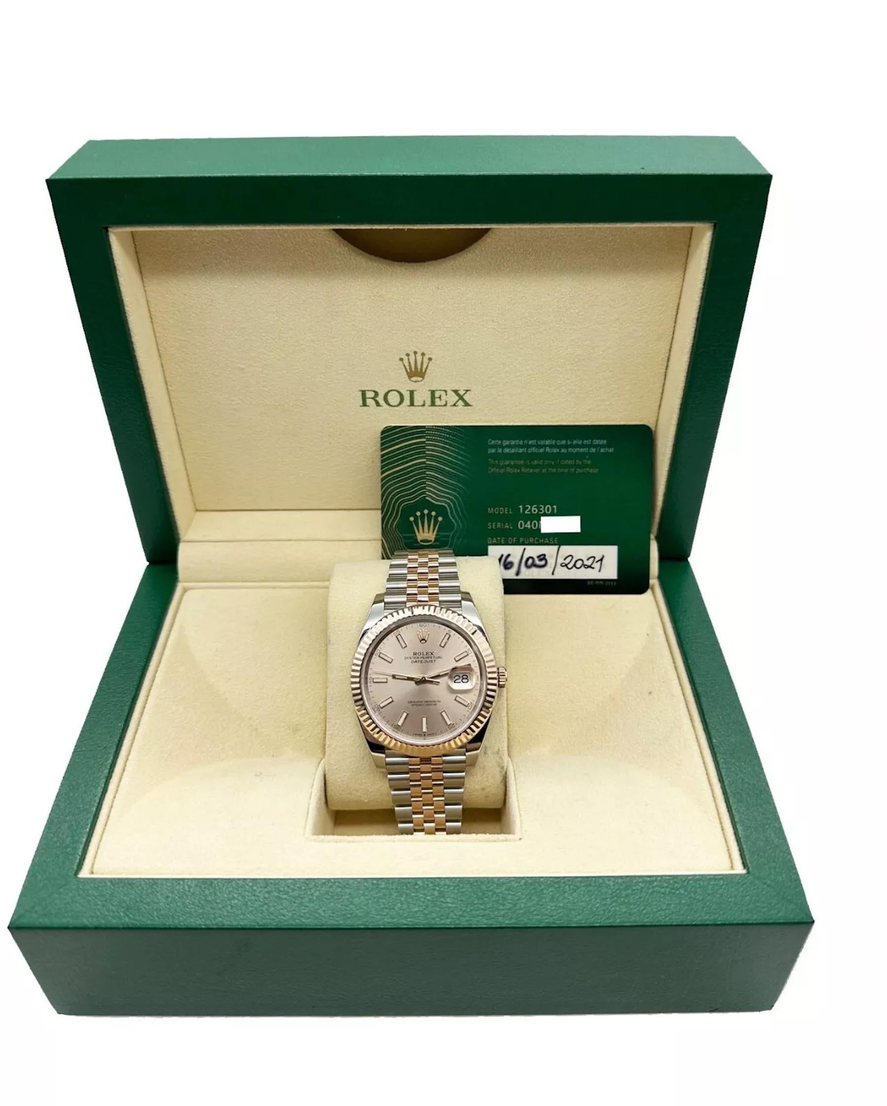 Número de estilo: 126301
De serie: 040M3***
Año: 2021
Model No: Rolex Datejust 41
Material de la caja: Acero inoxidable 
Pulsera: Oro rosa de 18 quilates y acero inoxidable 
Bisel: Cambio de bisel de fábrica - Bisel estriado de oro rosa de 18