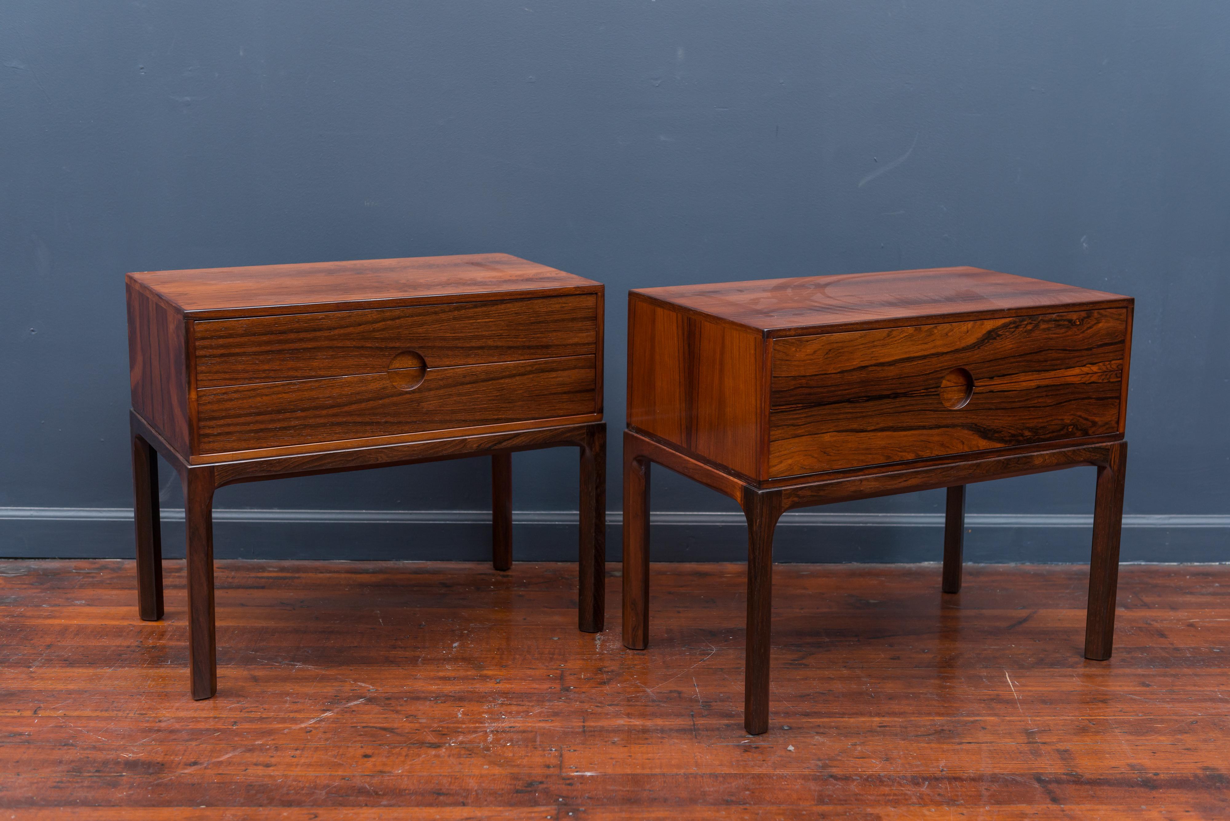 Pair of Askel Kjersgaard Danish rosewood nightstands or end tables for Odder, Denmark. Newly refinished and labelled.