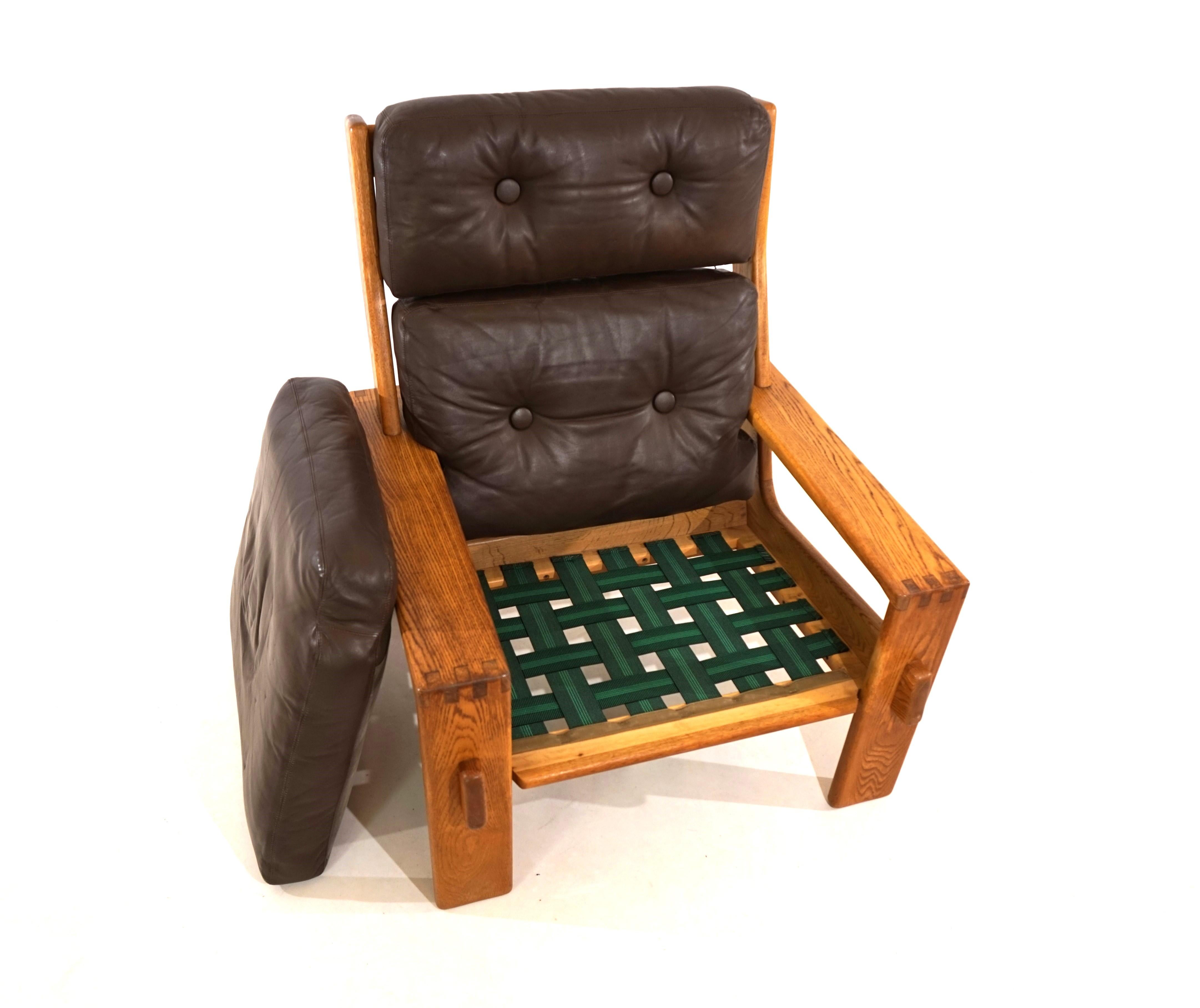 Asko Bonanza brown high-back leather armchair by Esko Pajamies For Sale 7