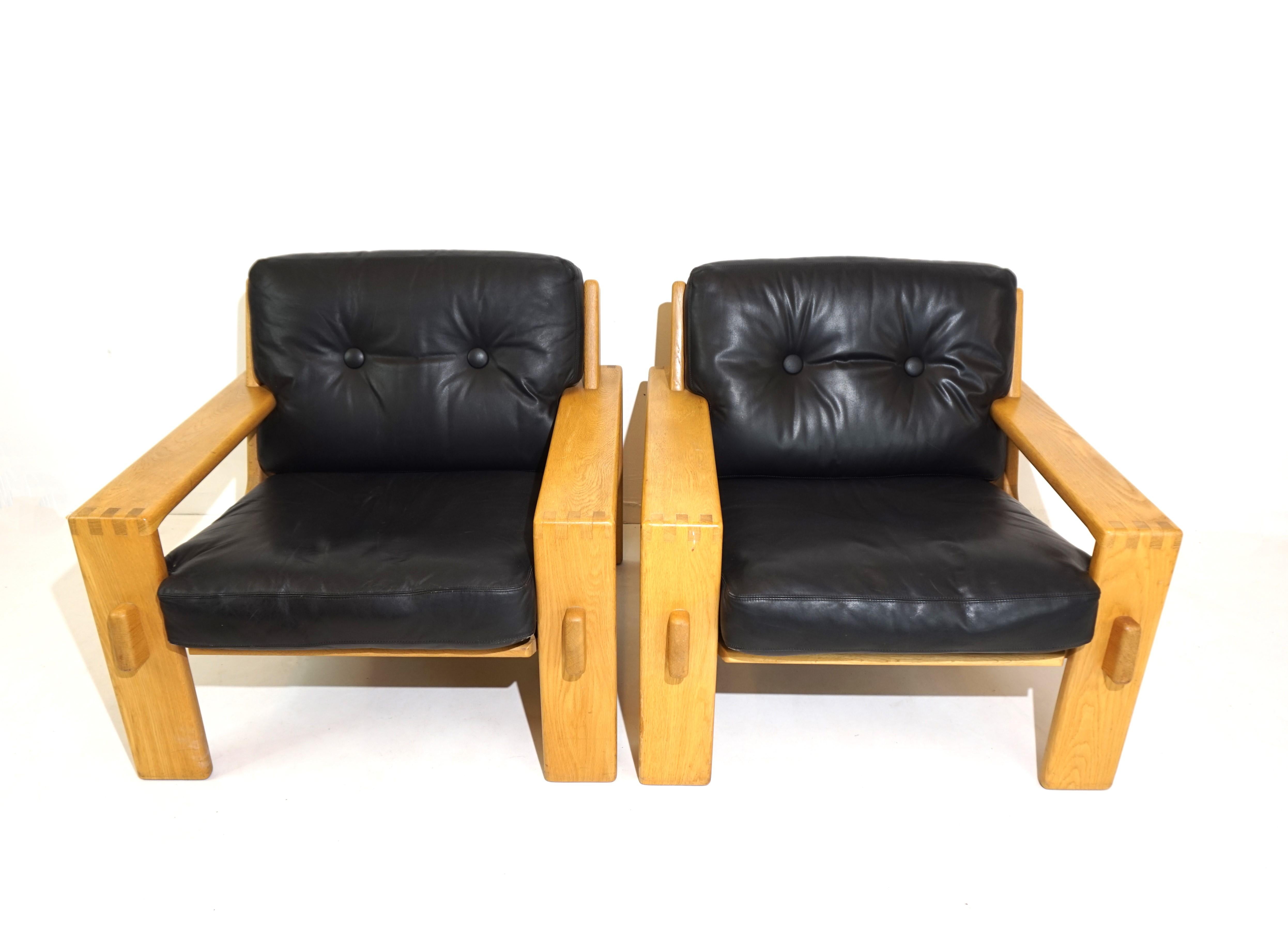 Asko Bonanza set of 2 black leather armchairs from Esko Pajamies 1