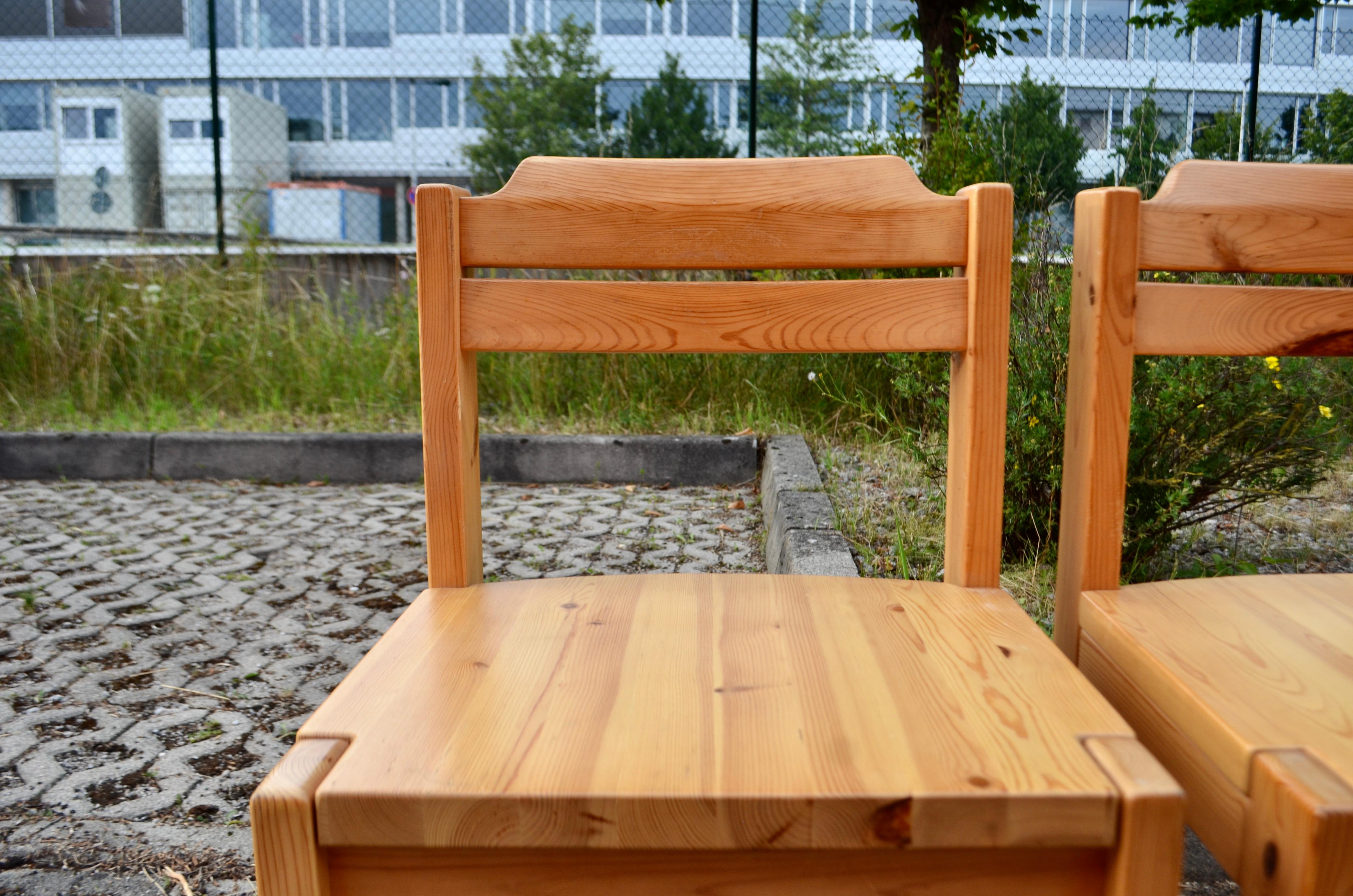 Esszimmerstuhl ASKO aus skandinavischem Kiefernholz Ilmari Tapiovaara, 4er-Set im Angebot 2