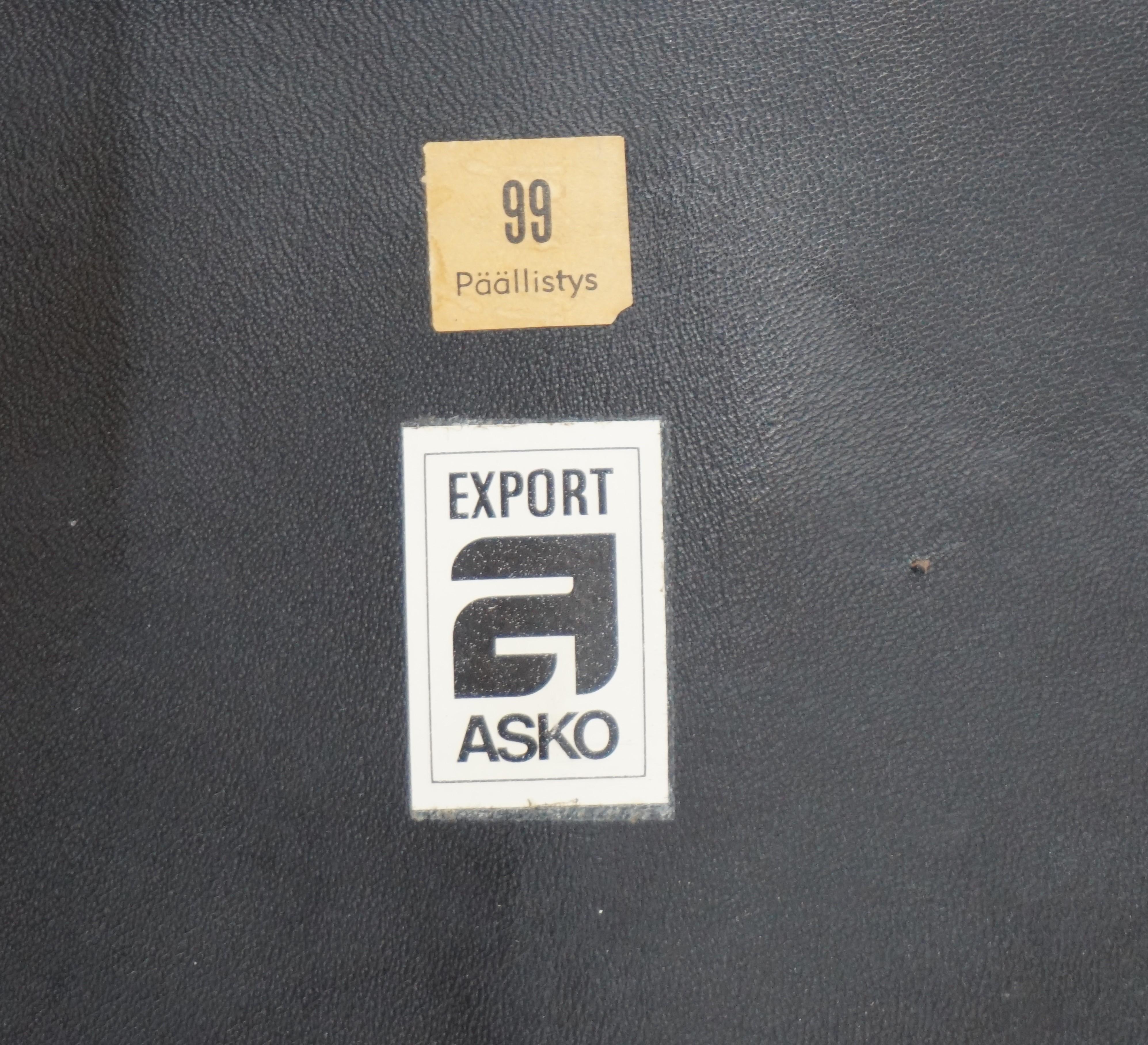 Asko Pulkka Sessel aus Leder von Ilmari Lappalainen, 1960 6