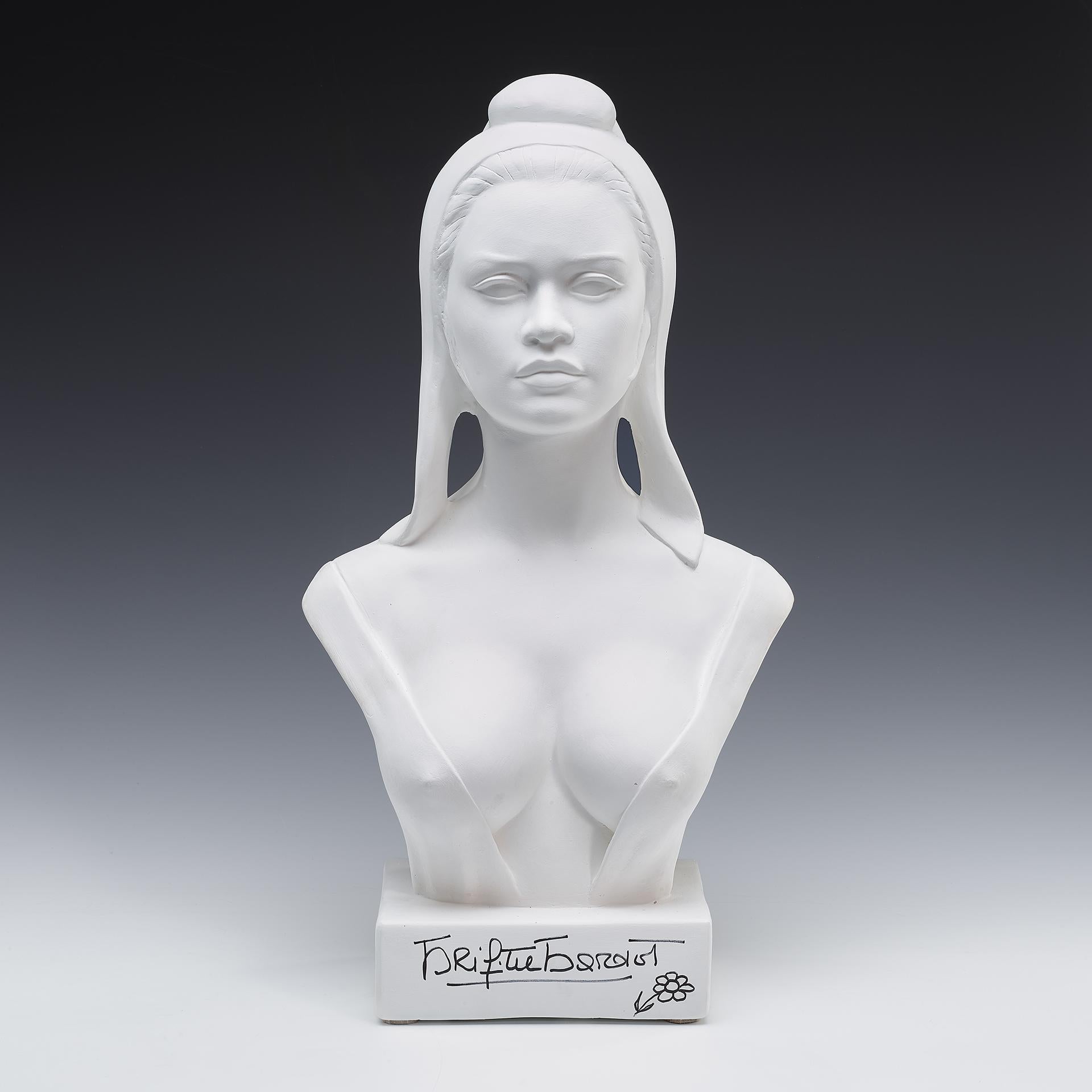 Marianne "Inicial BB "  Don de BRIGITTE BARDOT