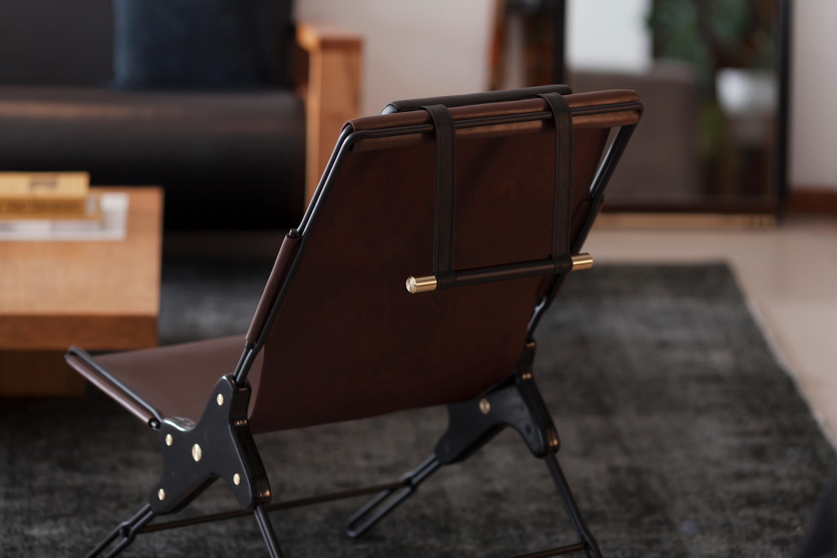 PERFIDIA_01 Sling Lounge Chair aus braunem dickem Leder und schwarzem Stahl von ANDEAN im Angebot 2