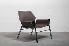 PERFIDIA_02 Brown Thick Leather Sling Lounge Chair in Black Steel by ANDEAN
