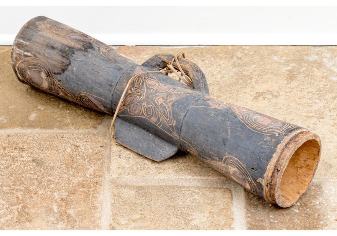 Tribu Asmat Tambor Manipulado Nueva Guinea siglo XX en venta
